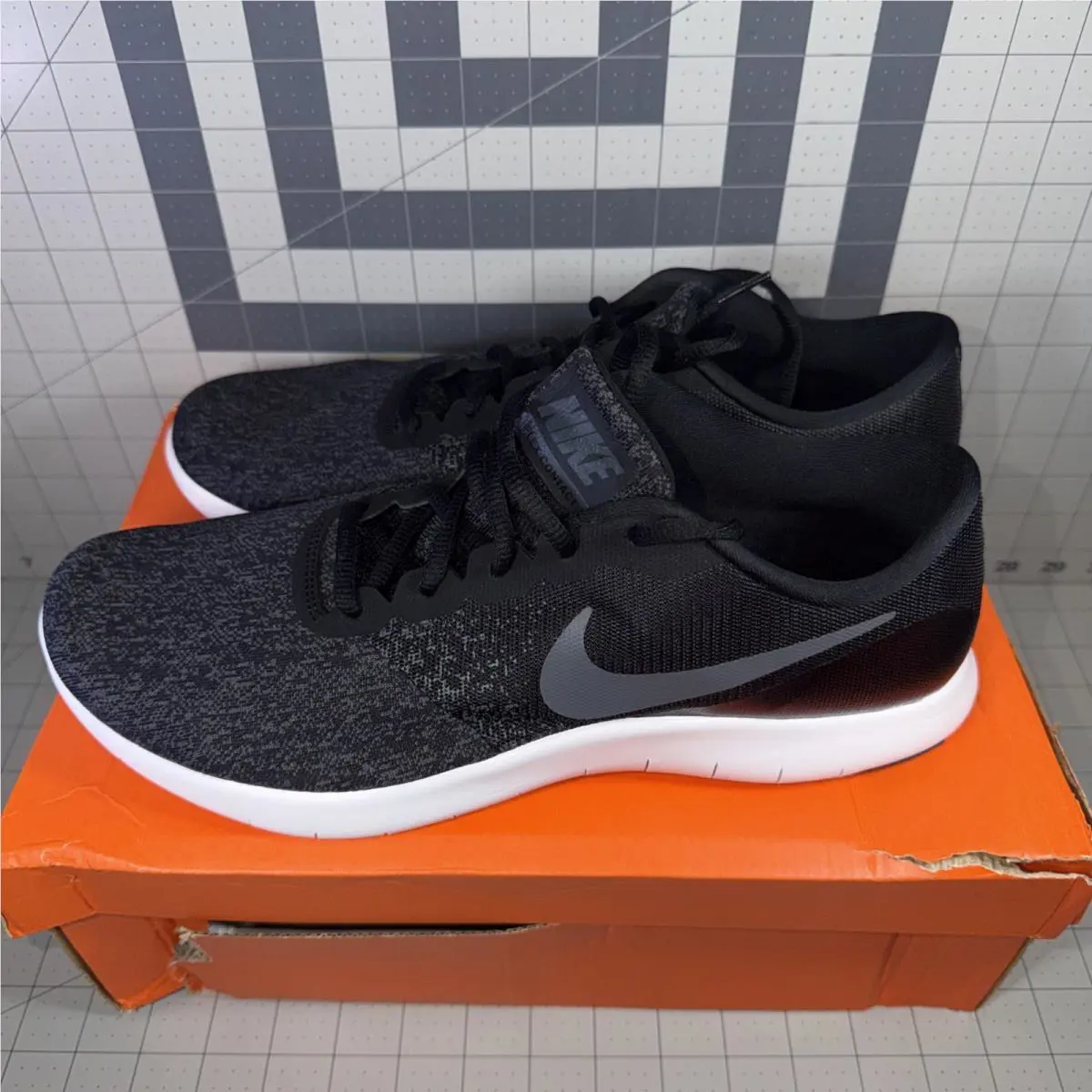 Nike shoes - Nike Flex Run - Flex Run - Gray 5
