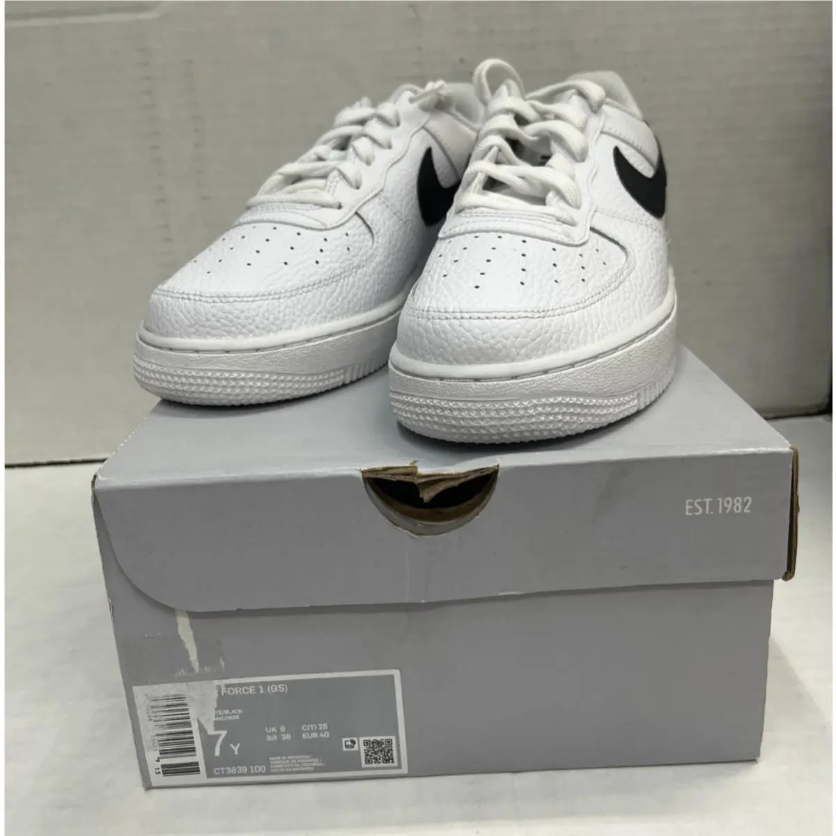 Nike shoes - Nike Air Force 1 GS - White 3