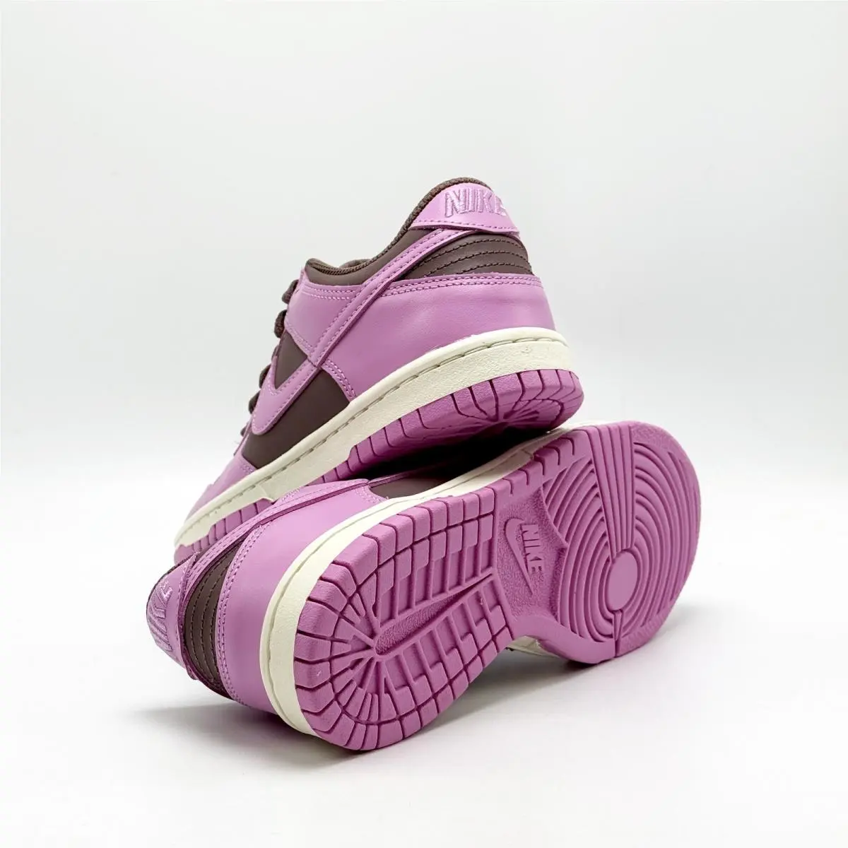 Nike shoes - Pink 3