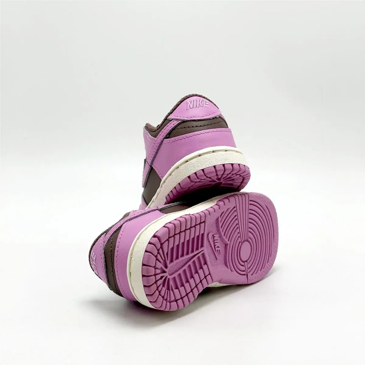 Nike shoes - NIKE DUNK LOW - DUNK LOW - Pink 3