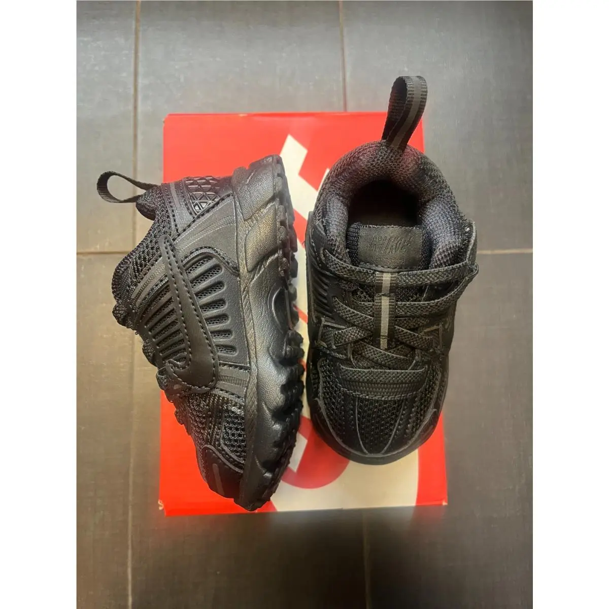 Nike shoes - Black 5