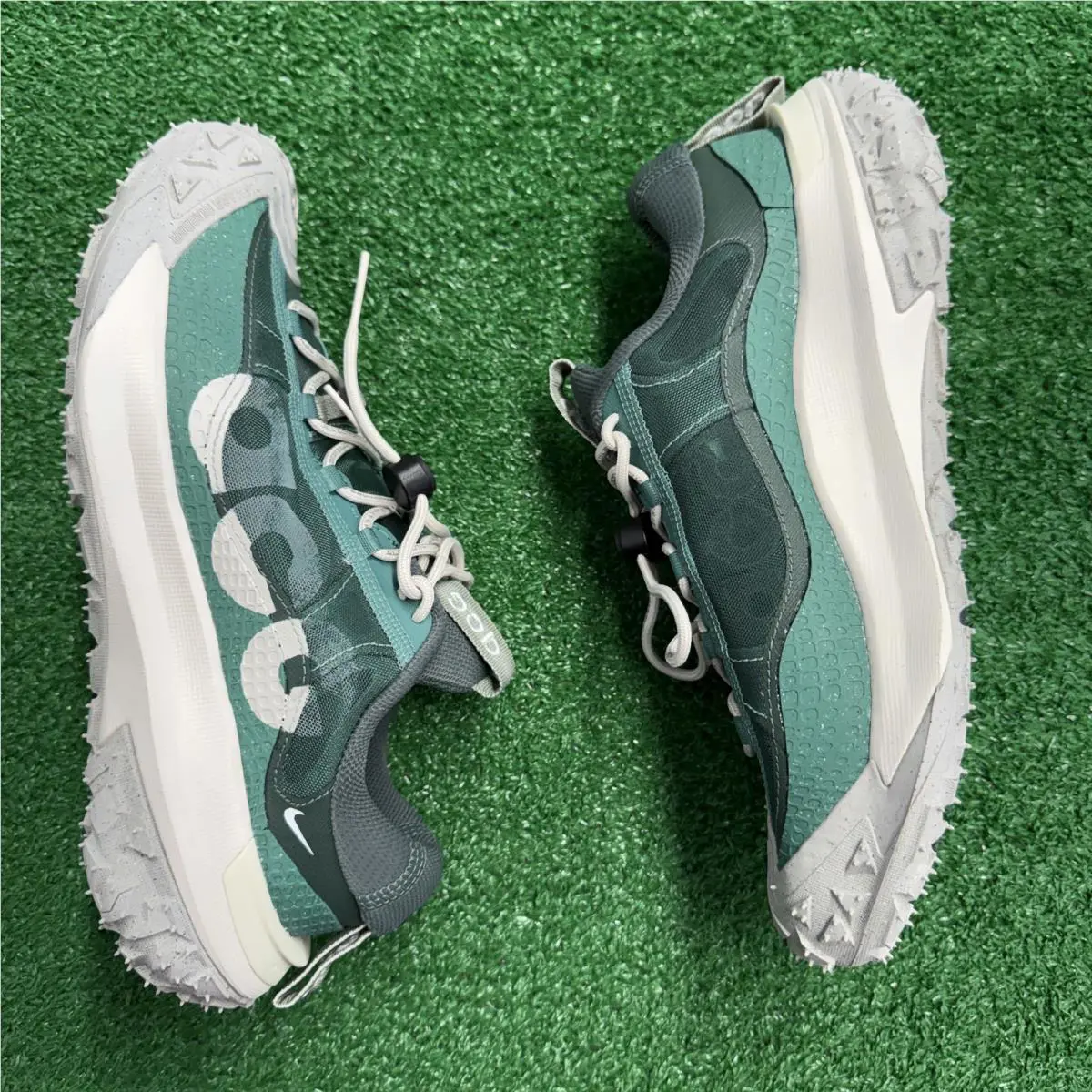 Nike shoes - ACG Mountain Fly 2 Low Bicoastal Vintage Green - DV7903-300 - Green 0