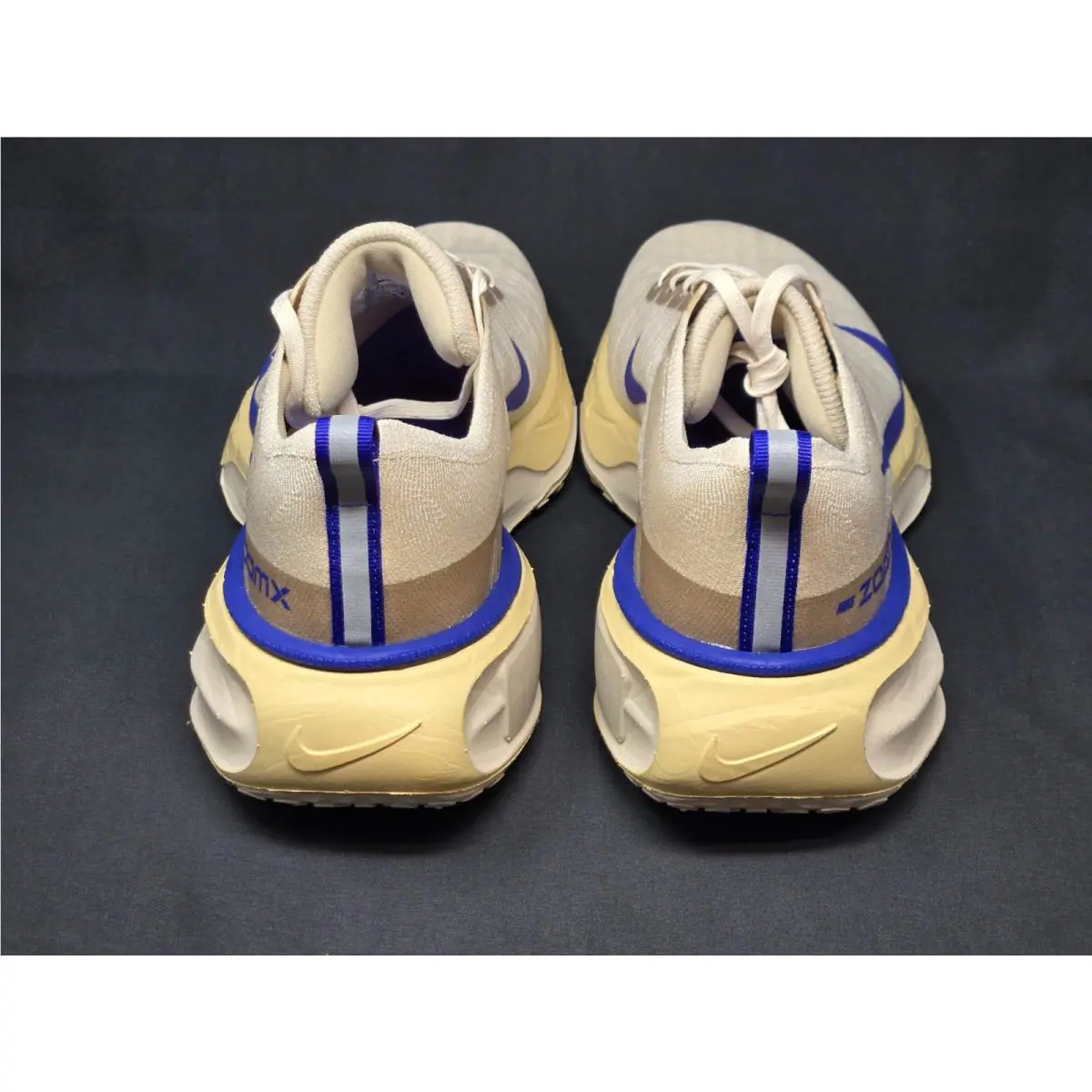 Nike shoes - Nike ZoomX Invincible Run 3 - HF4309-126 - Beige 4