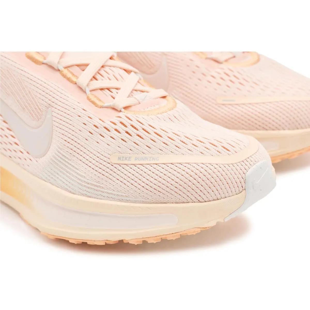 Nike shoes - Guava Ice/Sail/Orange Chalk 4