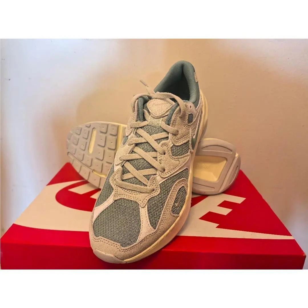 Nike shoes - Multicolor 0
