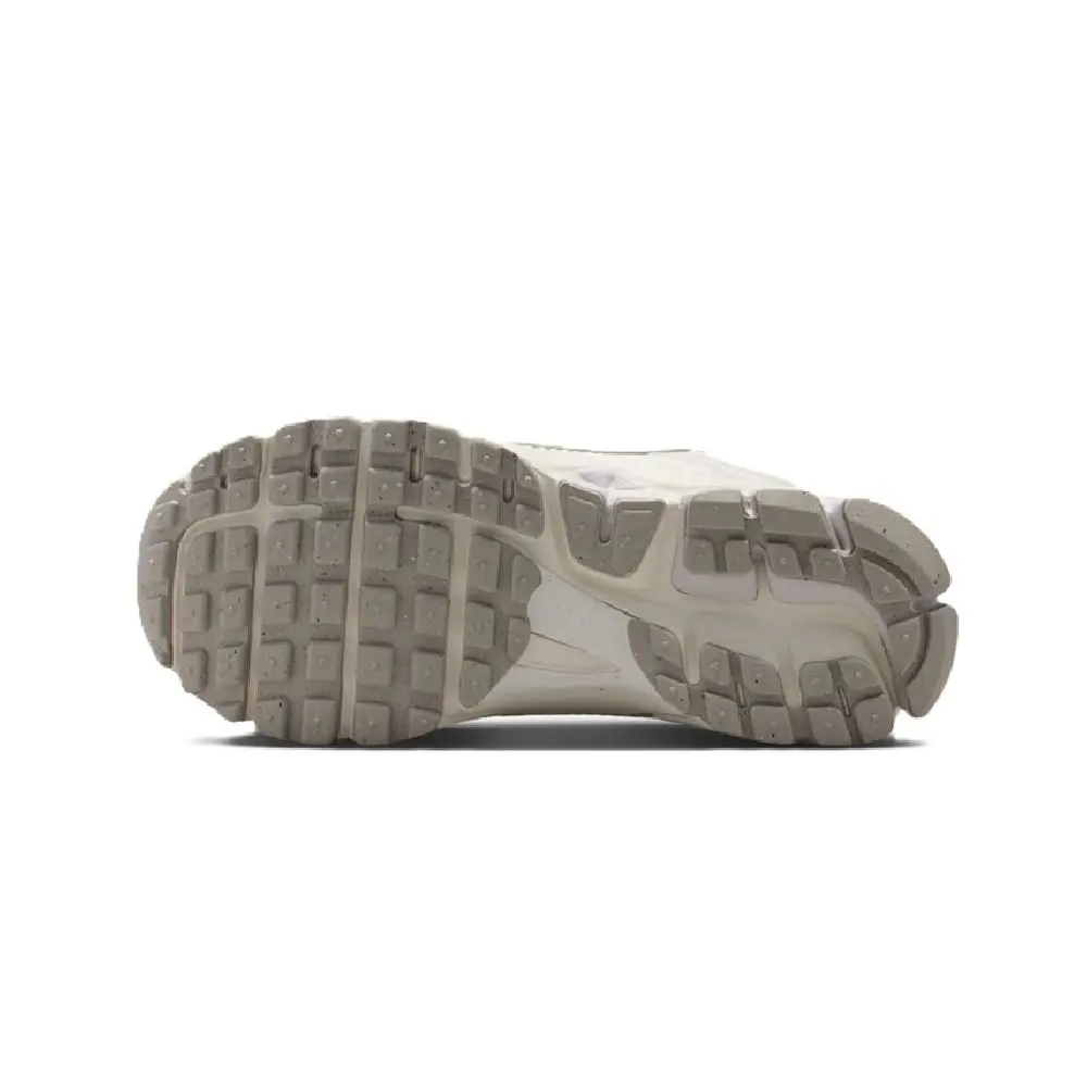 Nike shoes - HF6998 108 - HF6998 108 - Sail/Metallic Silver-Vast Grey 3