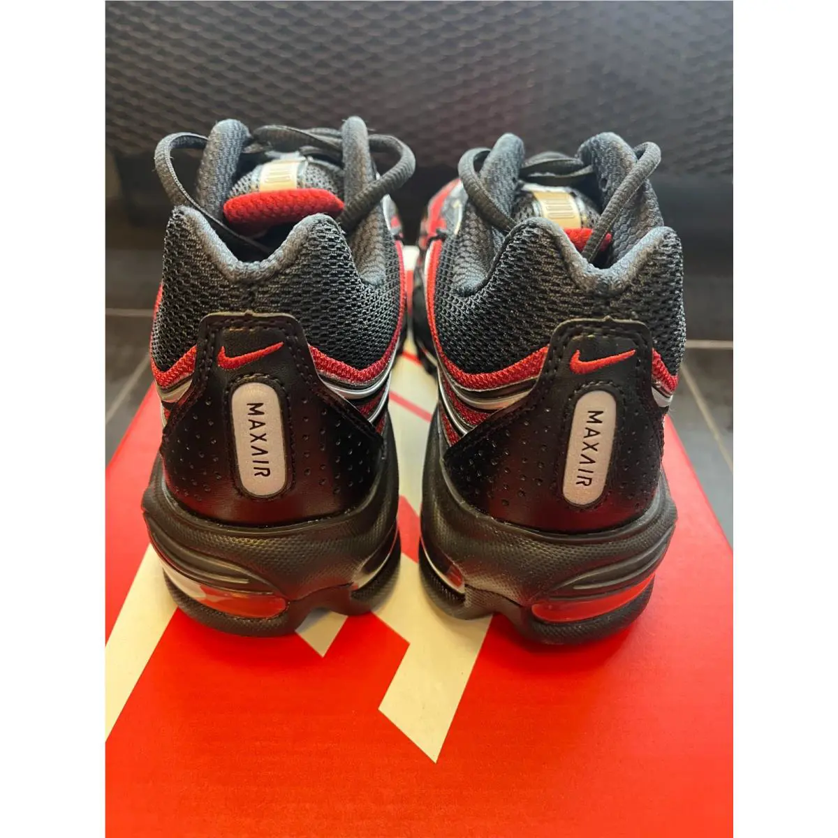 Nike shoes - Black 3