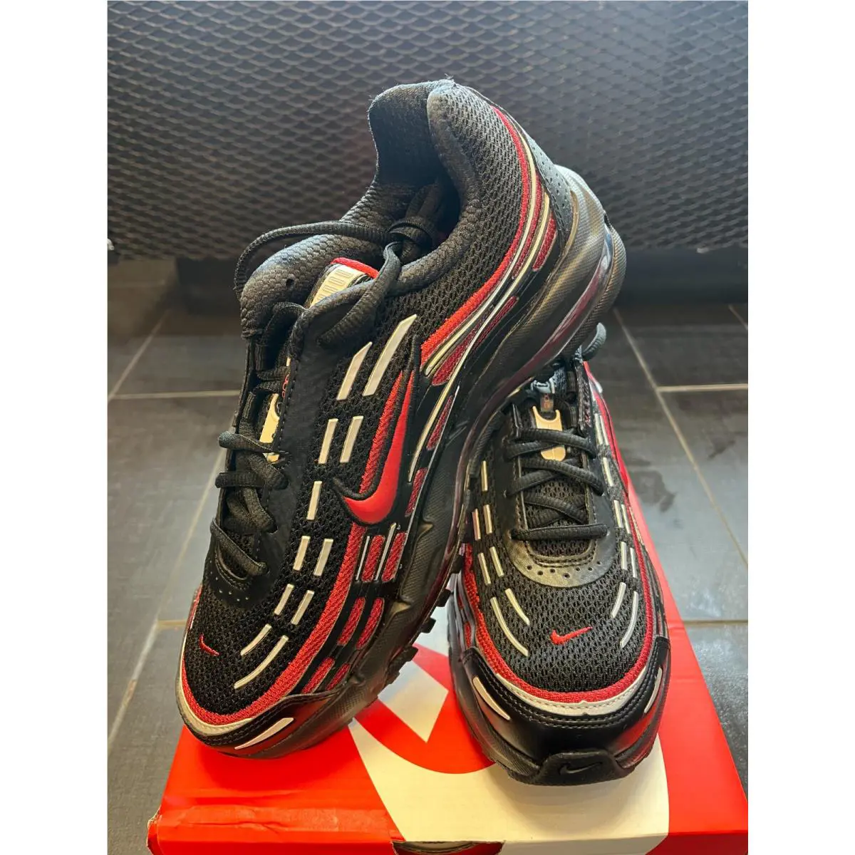 Nike shoes - Black 4