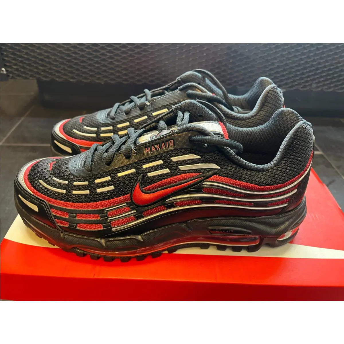 Nike shoes - Black 5