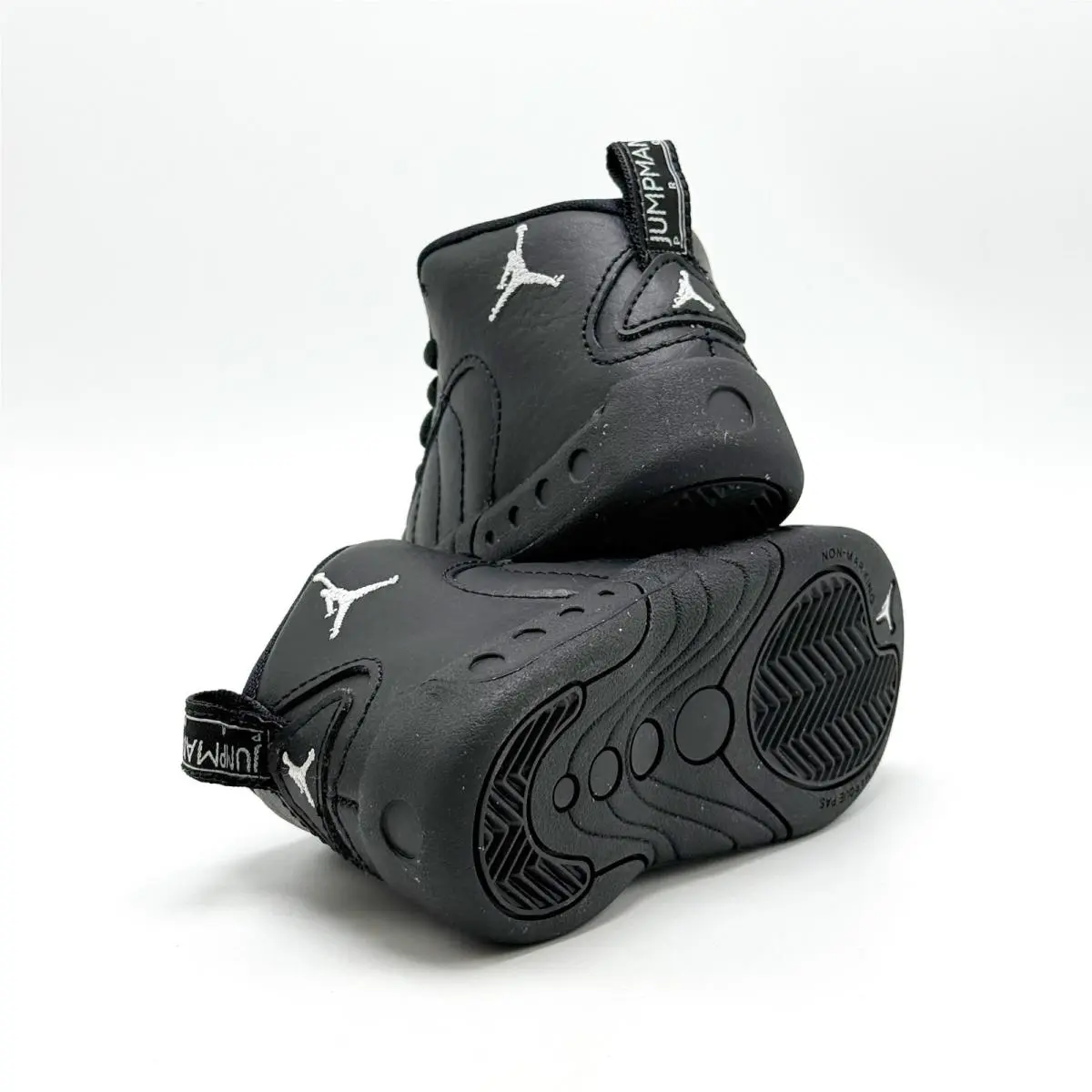 Nike shoes - Black 8