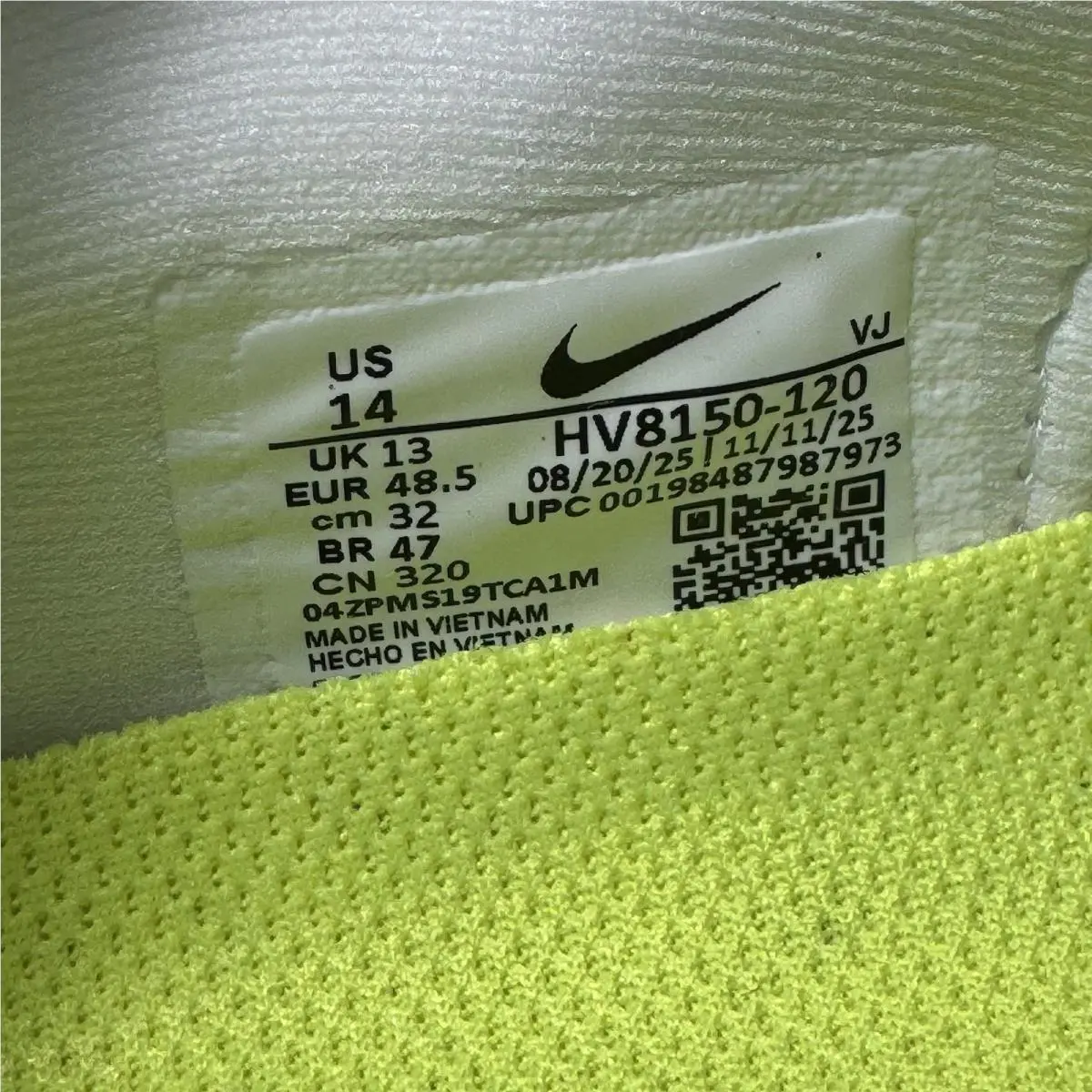 Nike shoes - Nike Vomero Plus - Vomero Plus - HV8150-120 - WHITE/BLACK-VOLT-BARELY VOLT (UPC: 198487995480) 4