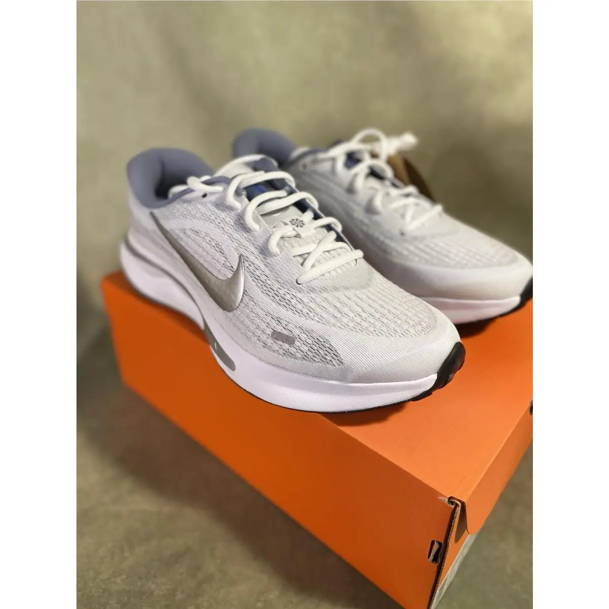 Nike shoes - Journey Run - Journey Run - Fn0228104 - White 1