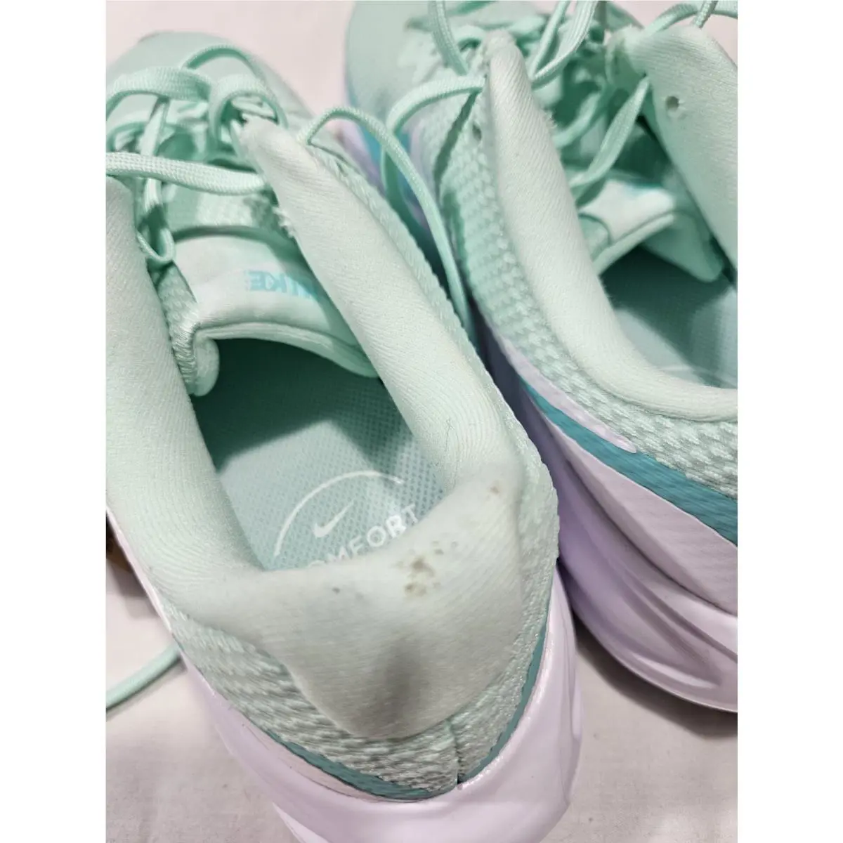 Nike shoes - Nike Revolution 8 - Revolution - HJ8485-300 - Green 2