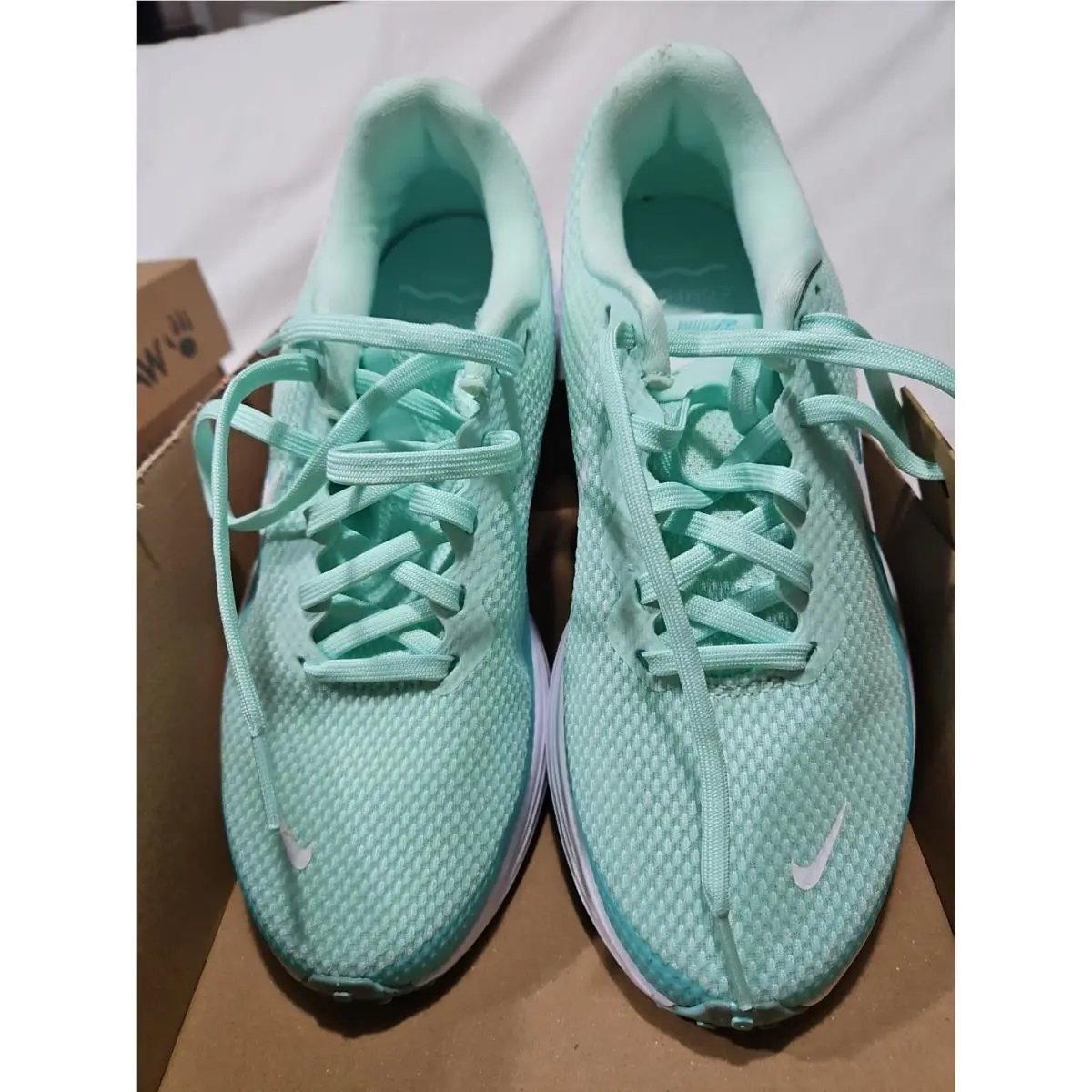Nike shoes - Nike Revolution 8 - Revolution - HJ8485-300 - Green 3