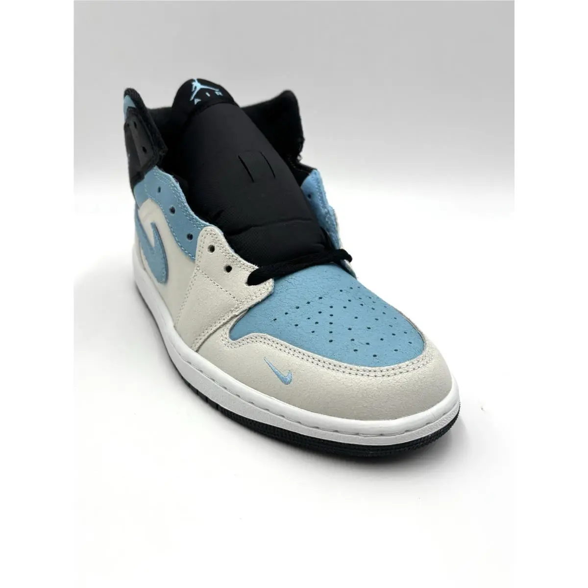 Nike shoes - Air Jordan 1 Mid SE - IM6567-121 - Blue 2