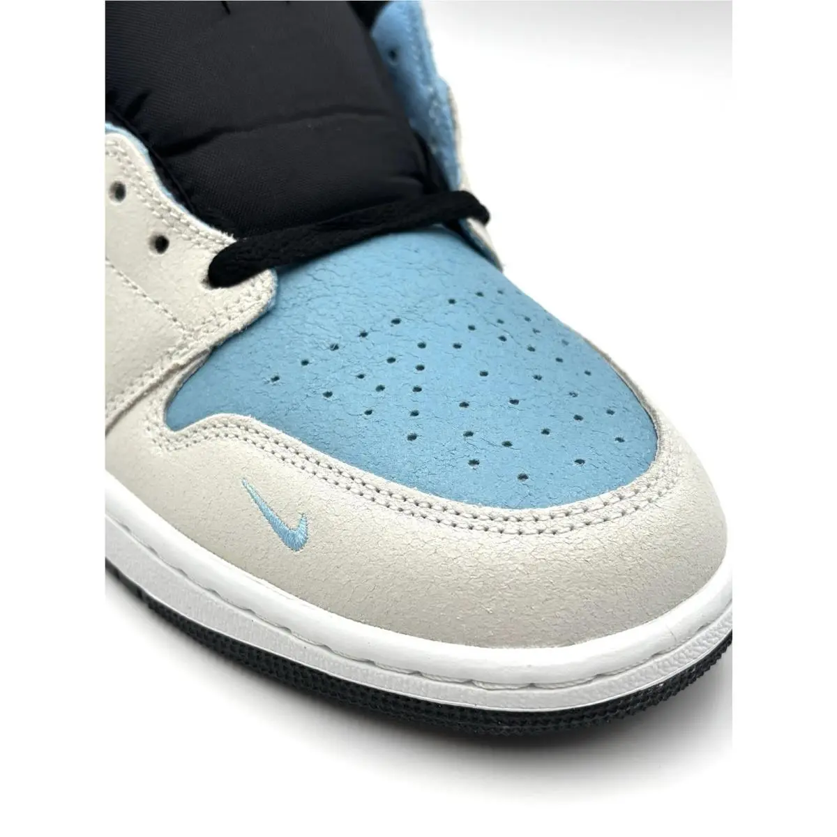 Nike shoes - Air Jordan 1 Mid SE - IM6567-121 - Blue 6