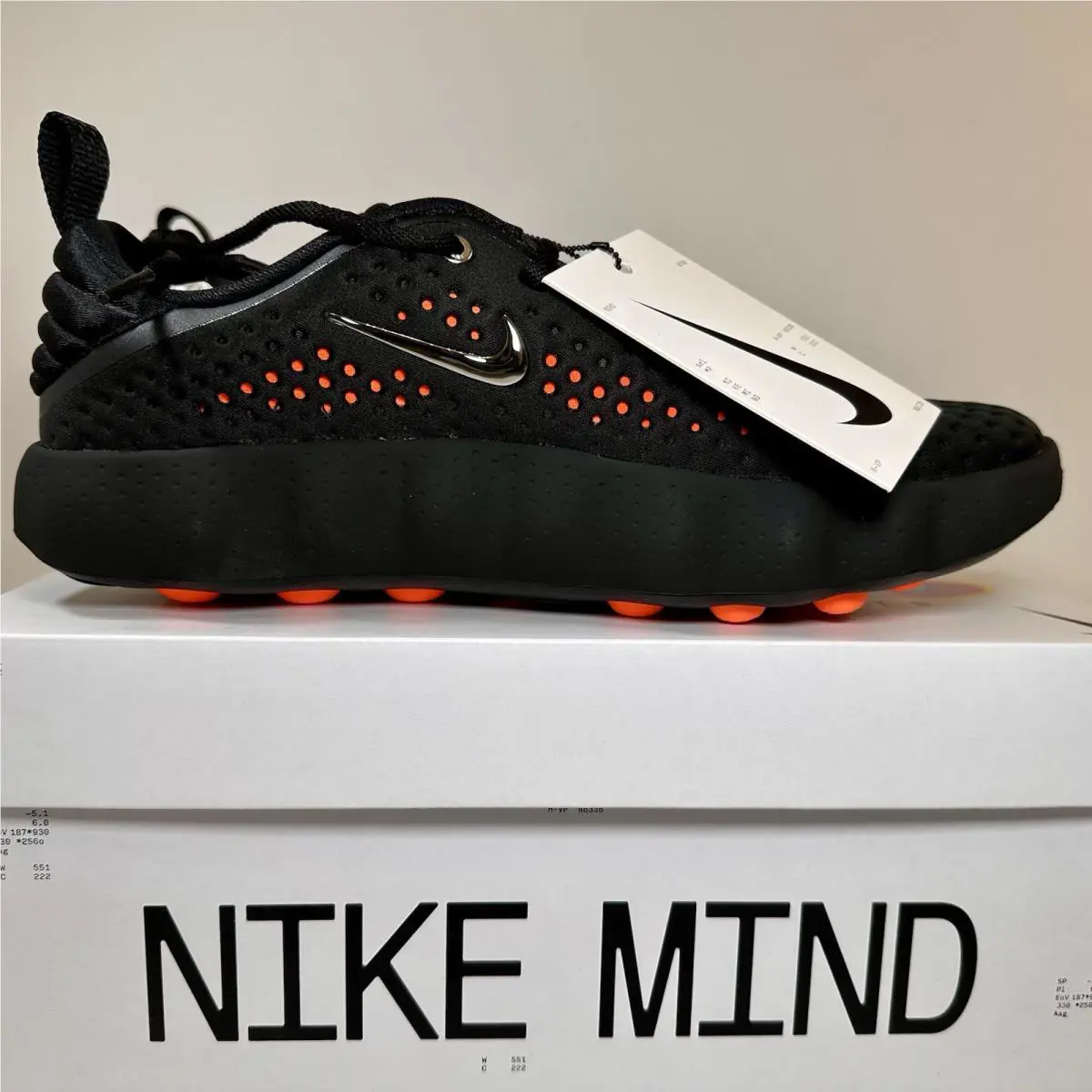Nike shoes - Nike Mind 002 - Mind - HQ4308-001 - Chrome 0