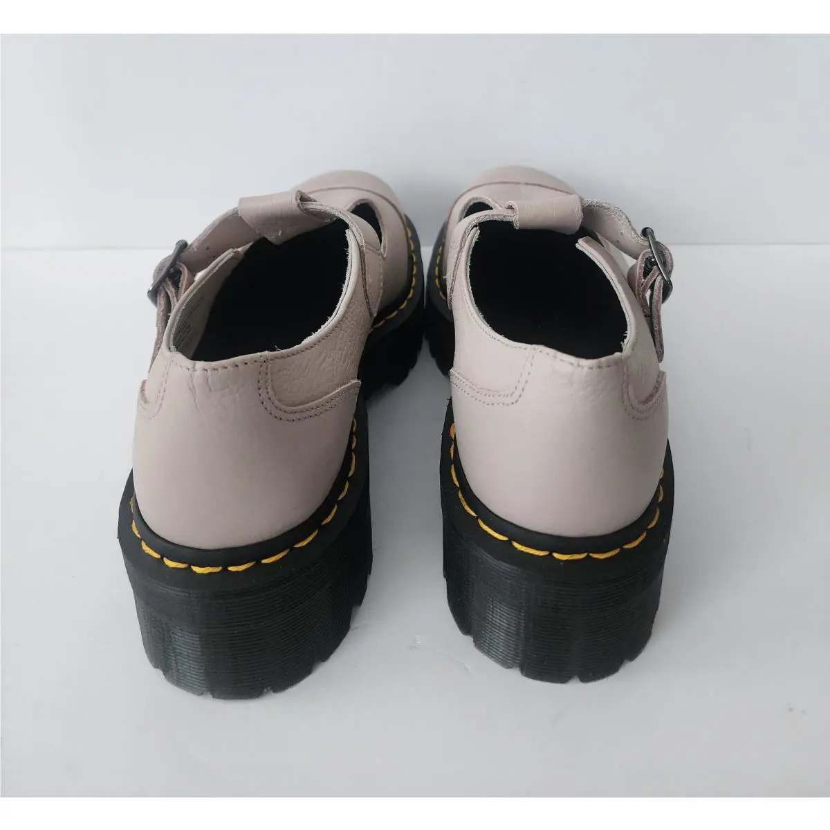 Dr. Martens shoes - Dr Martens Bethan - Bethan - Cream Pisa 3