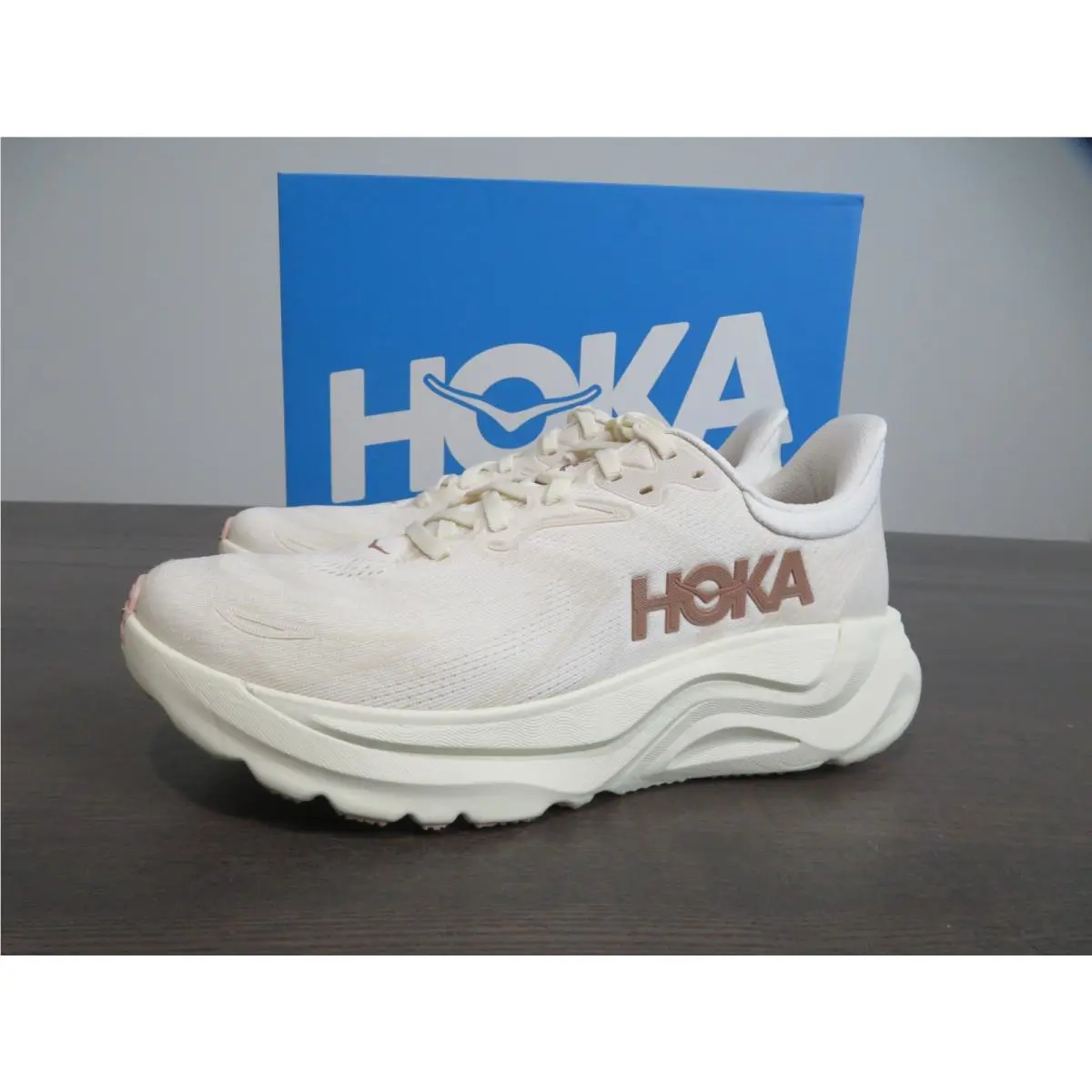 Hoka shoes - Hoka One One Arahi 8 - 1168691 ARRS - White 2