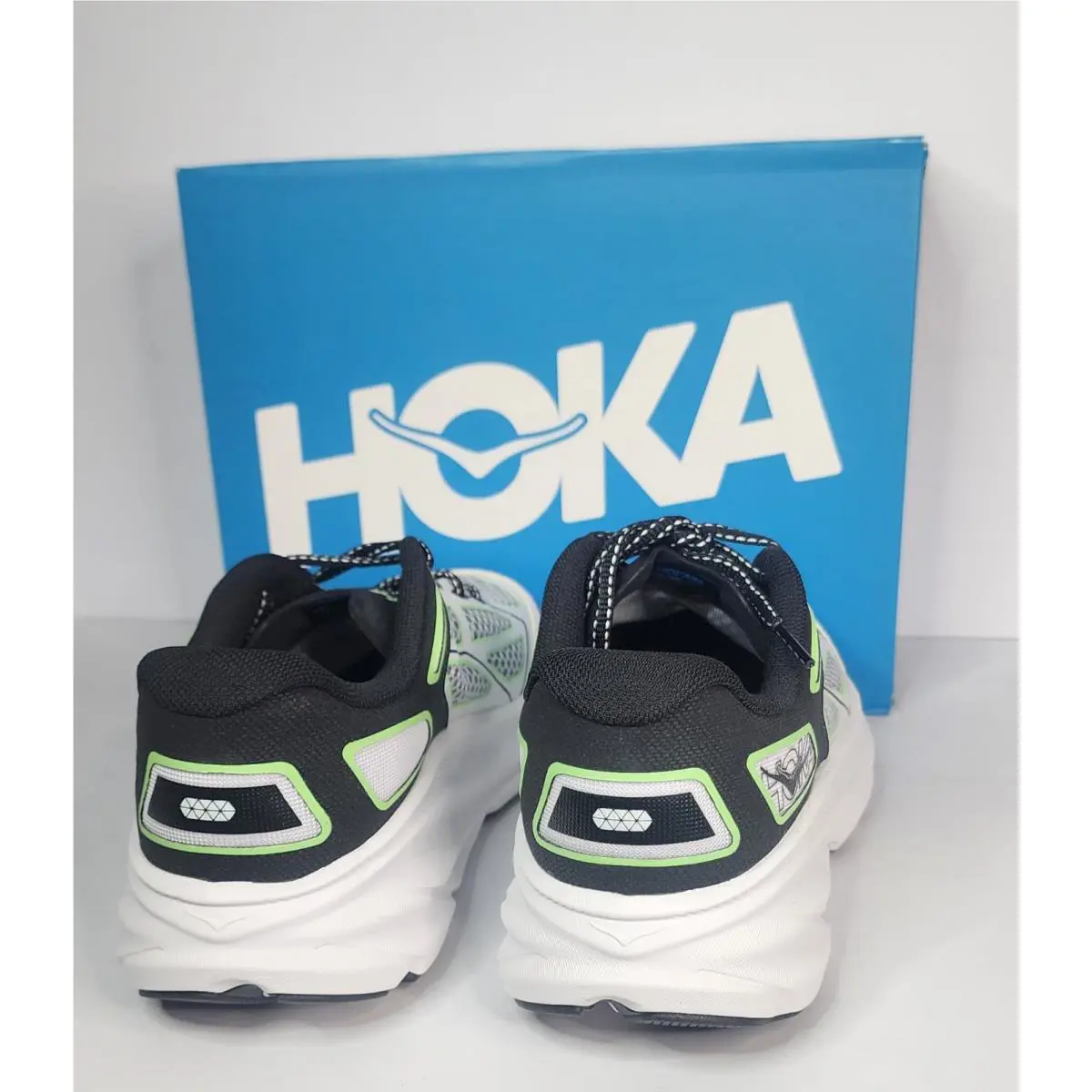 Hoka shoes - Hoka One One Clifton 9 - 1155370-BWHT - Black 1
