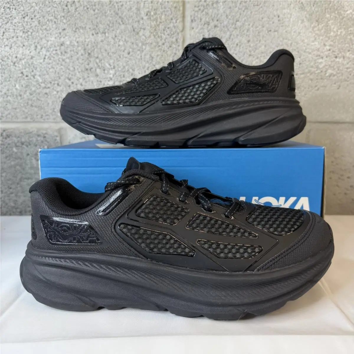 Hoka shoes - Hoka One One Clifton 9 - 1155370-BWHT - Black 0