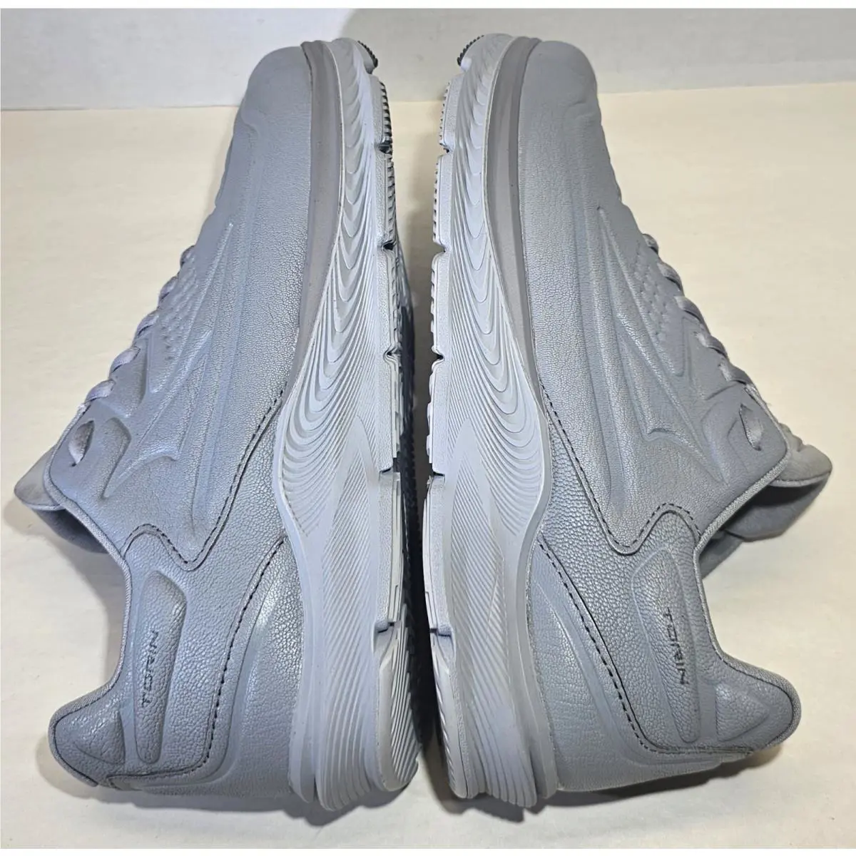 Altra shoes - Torin 5 - Torin - AL0A7R6L220-085 - Gray 18