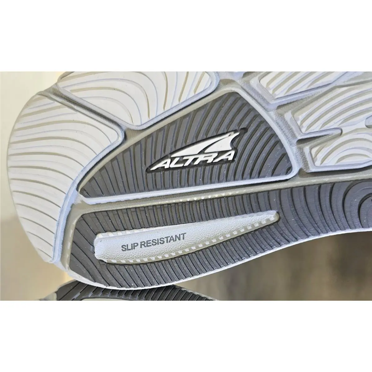 Altra shoes - Torin 5 - Torin - AL0A7R6L220-085 - Gray 20