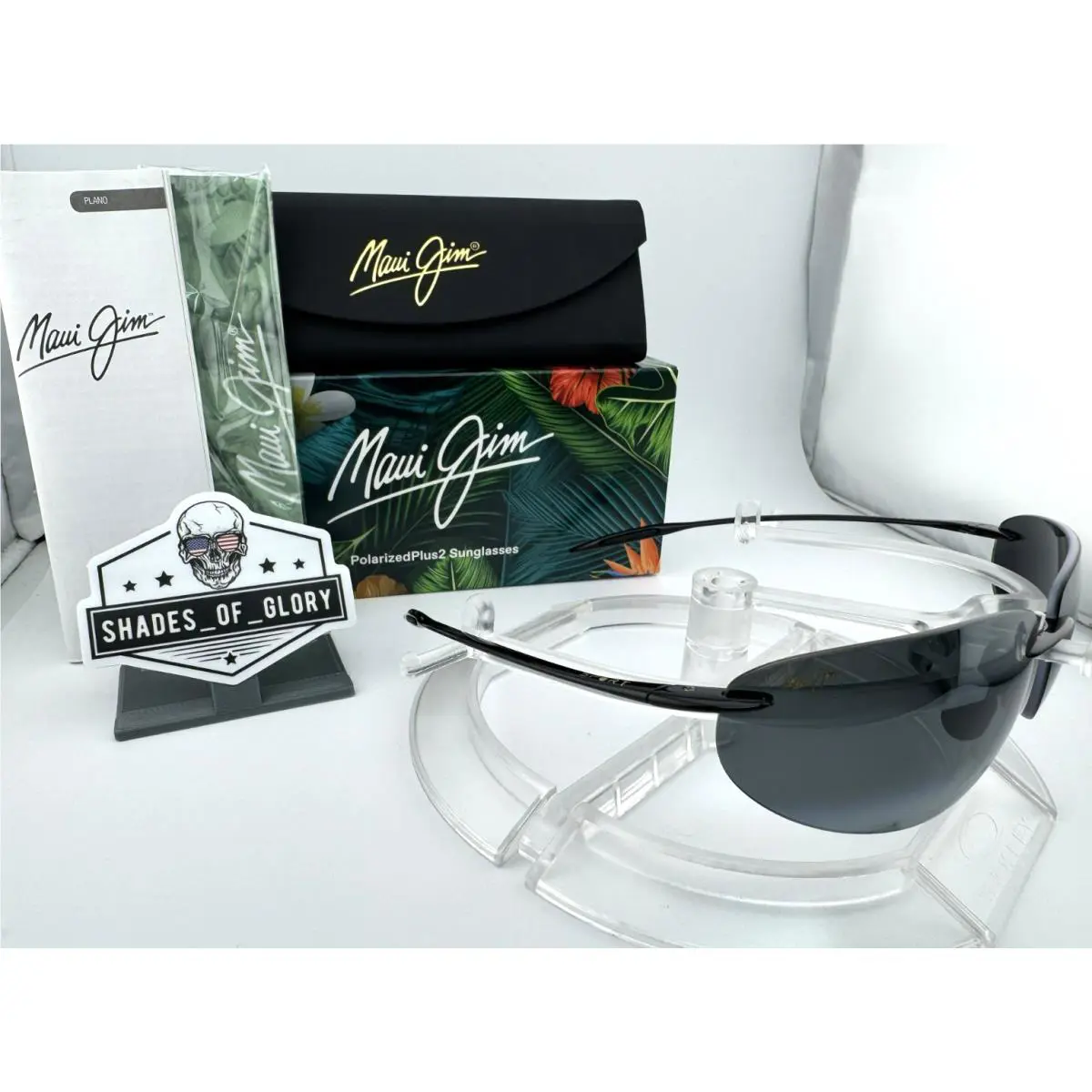 Maui Jim Backyards MJ 424-02 Gloss Black W/ Neutral Grey Polarized Sunglasses
