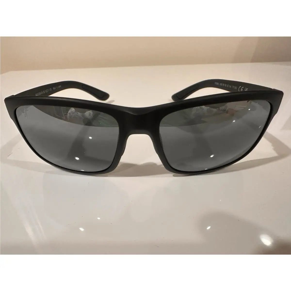Maui Jim Pokowai Arch 439 - 2M Matte Black Neutral Grey