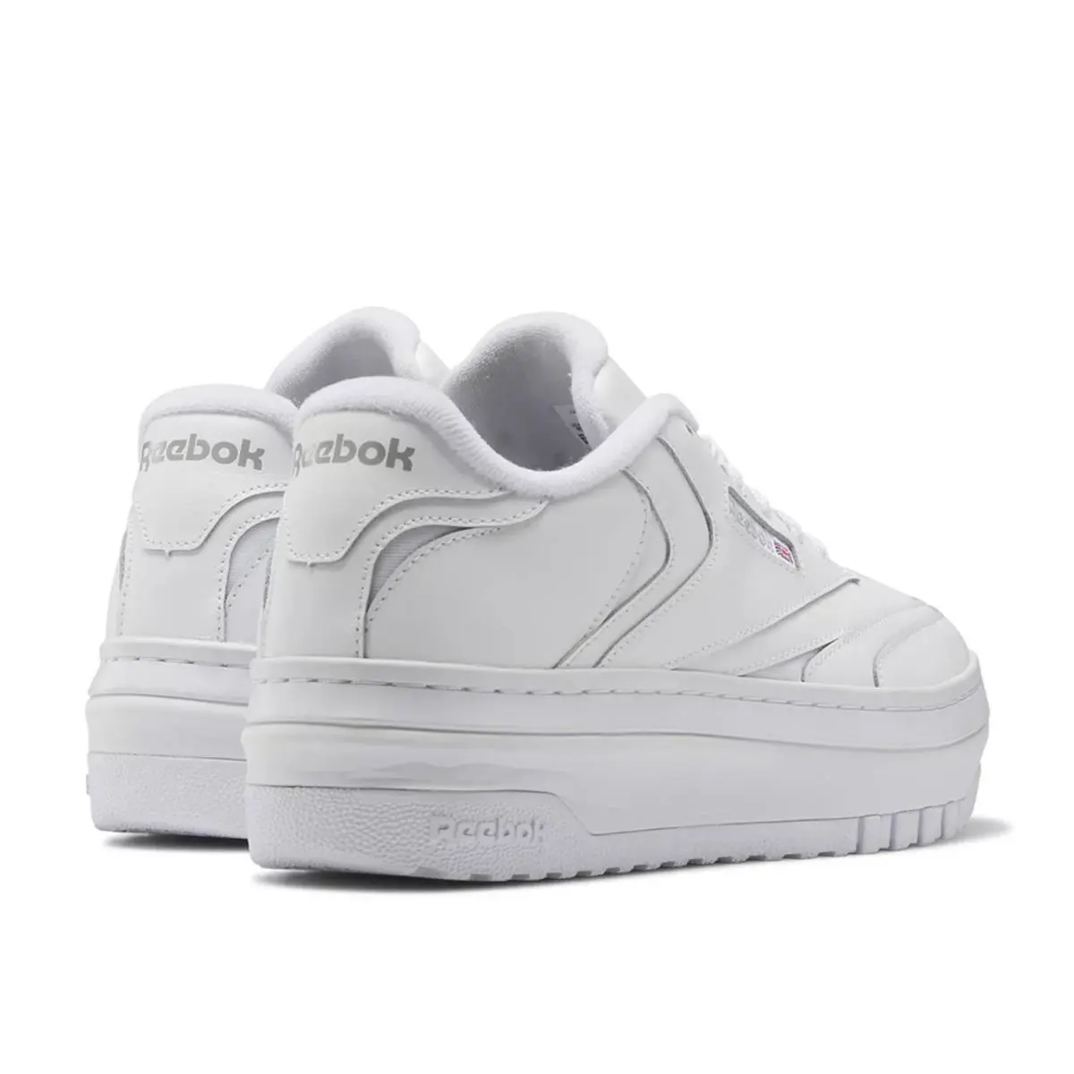 Reebok shoes - White 1