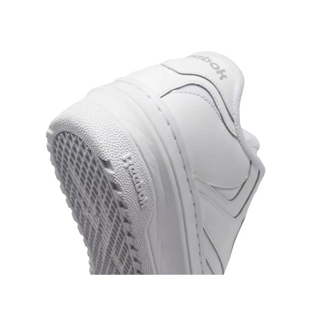 Reebok shoes - White 4