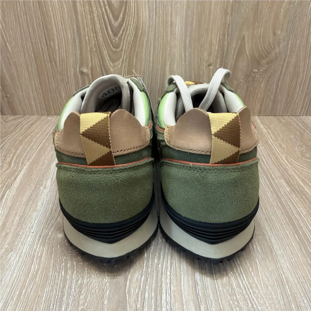 Reebok shoes - Reebok LX2200 - 100201776 - Green 1