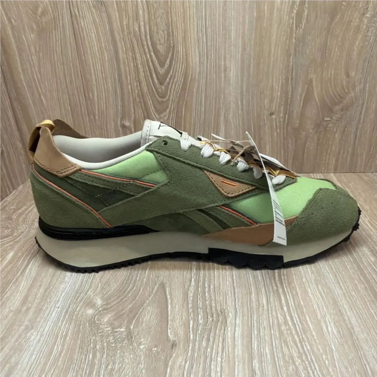 Reebok shoes - Reebok LX2200 - 100201776 - Green 3