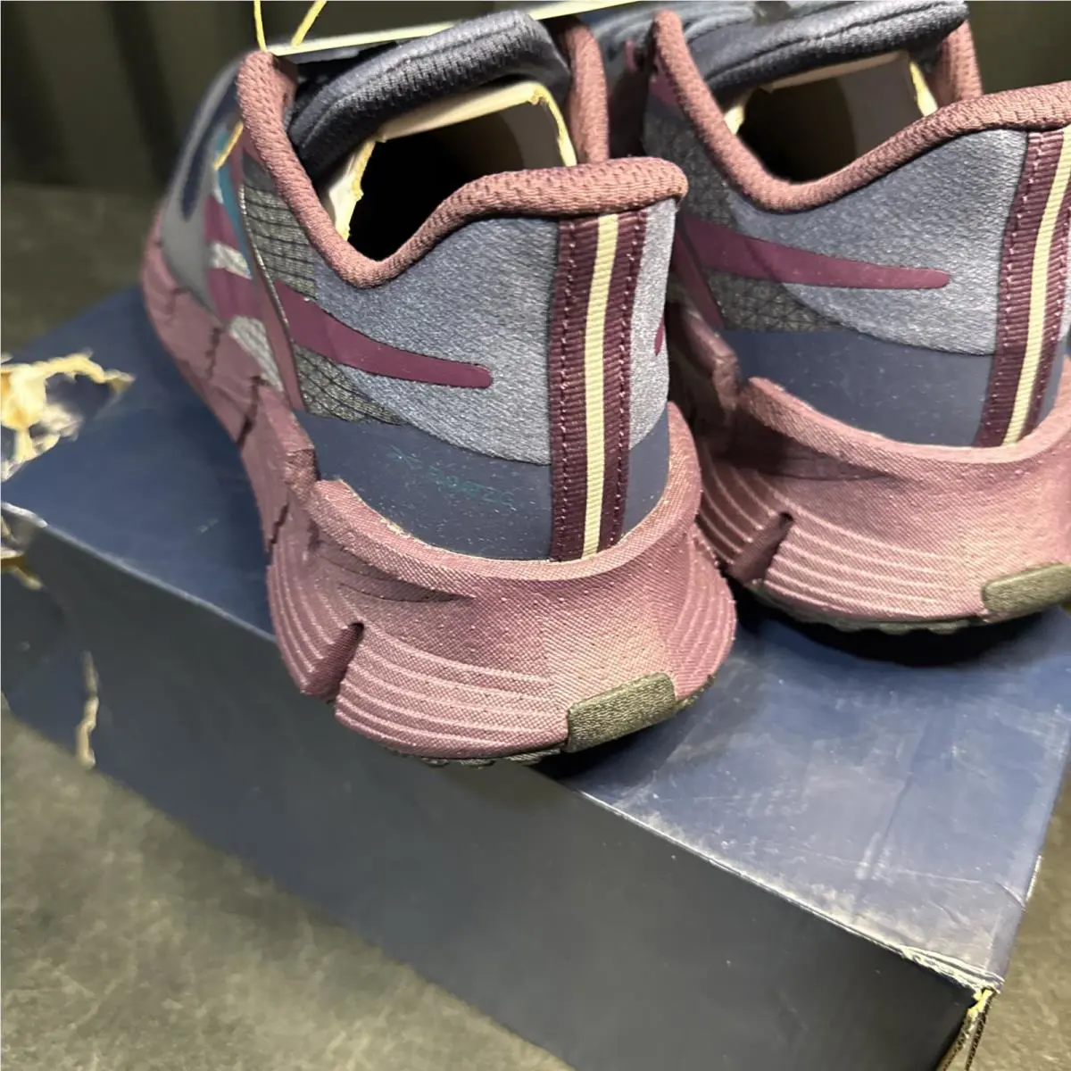 Reebok shoes - 100206734 - 100206734 - Vector Navy/Plum/Escape Blue (UPC: 197225771621) 4
