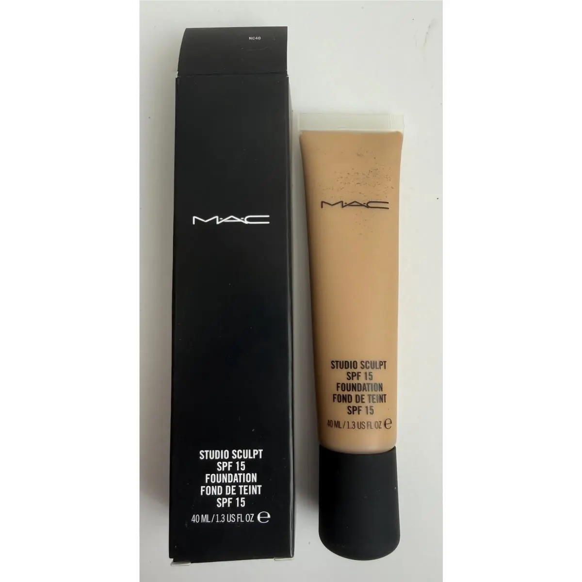 NC40 Mac Studio Sculpt Spf 15 Foundation Liquid Makeup 1.3 OZ / 40 ML