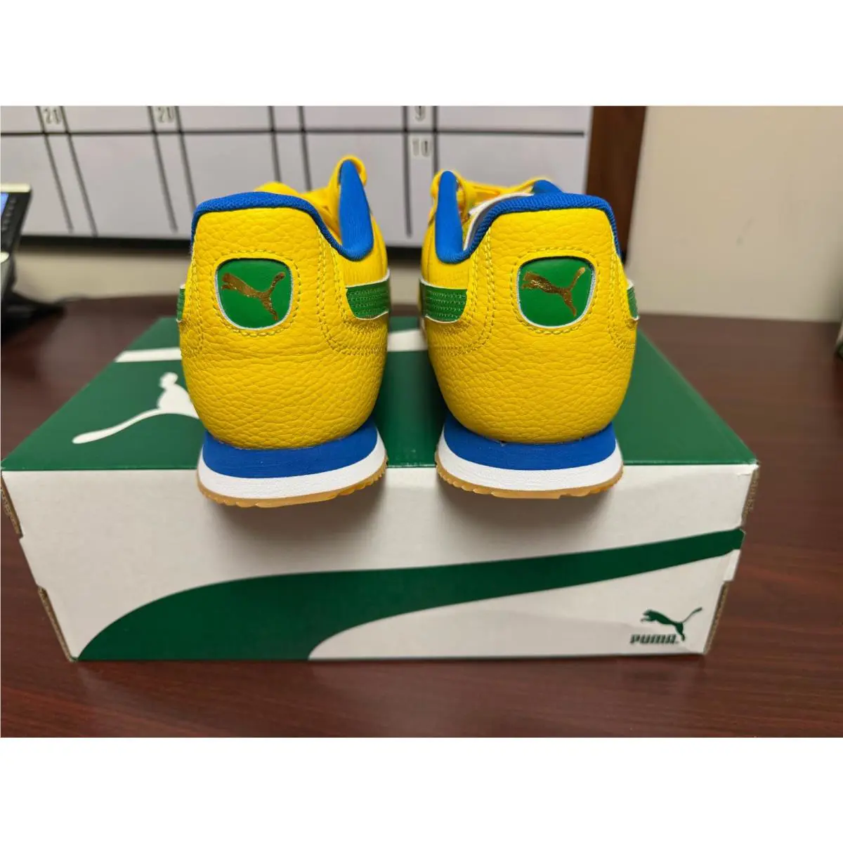 Puma shoes - PUMA Roma - Roma - 39772004 - Yellow (UPC: 197673490105) 3