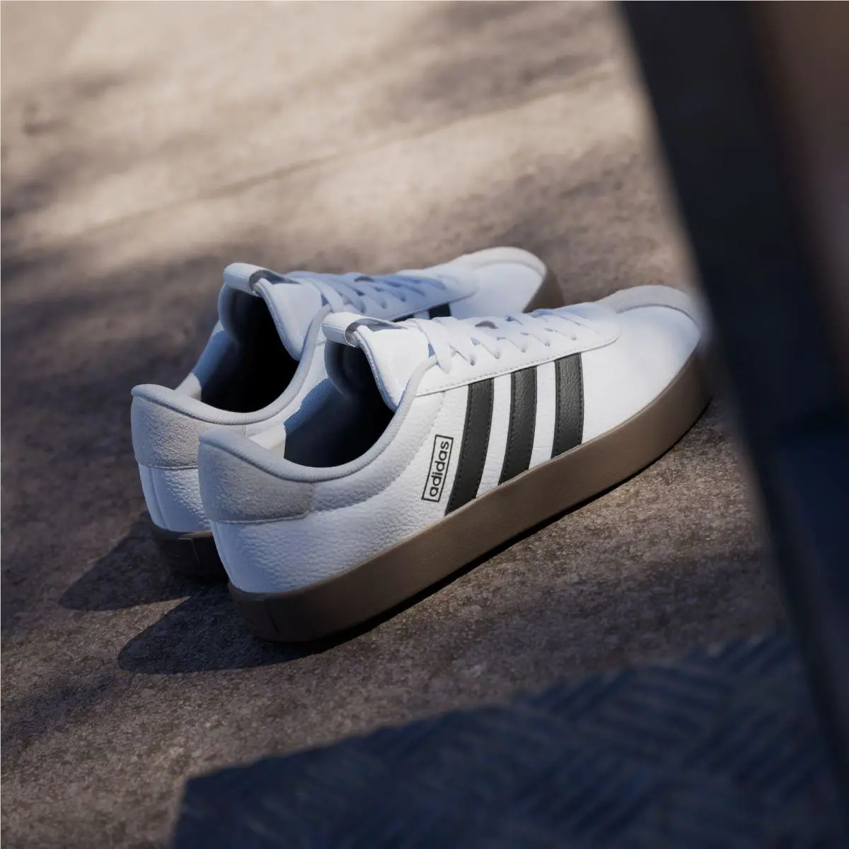 Adidas shoes - CLOUD WHITE/CORE BLACK/GREY 3