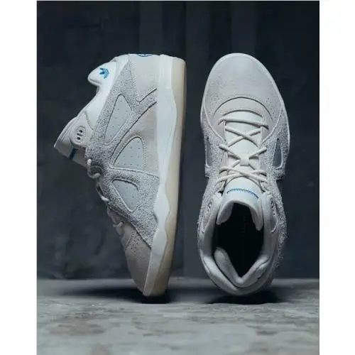 Size 9.5 - Adidas Badbo 1.0 Resilience