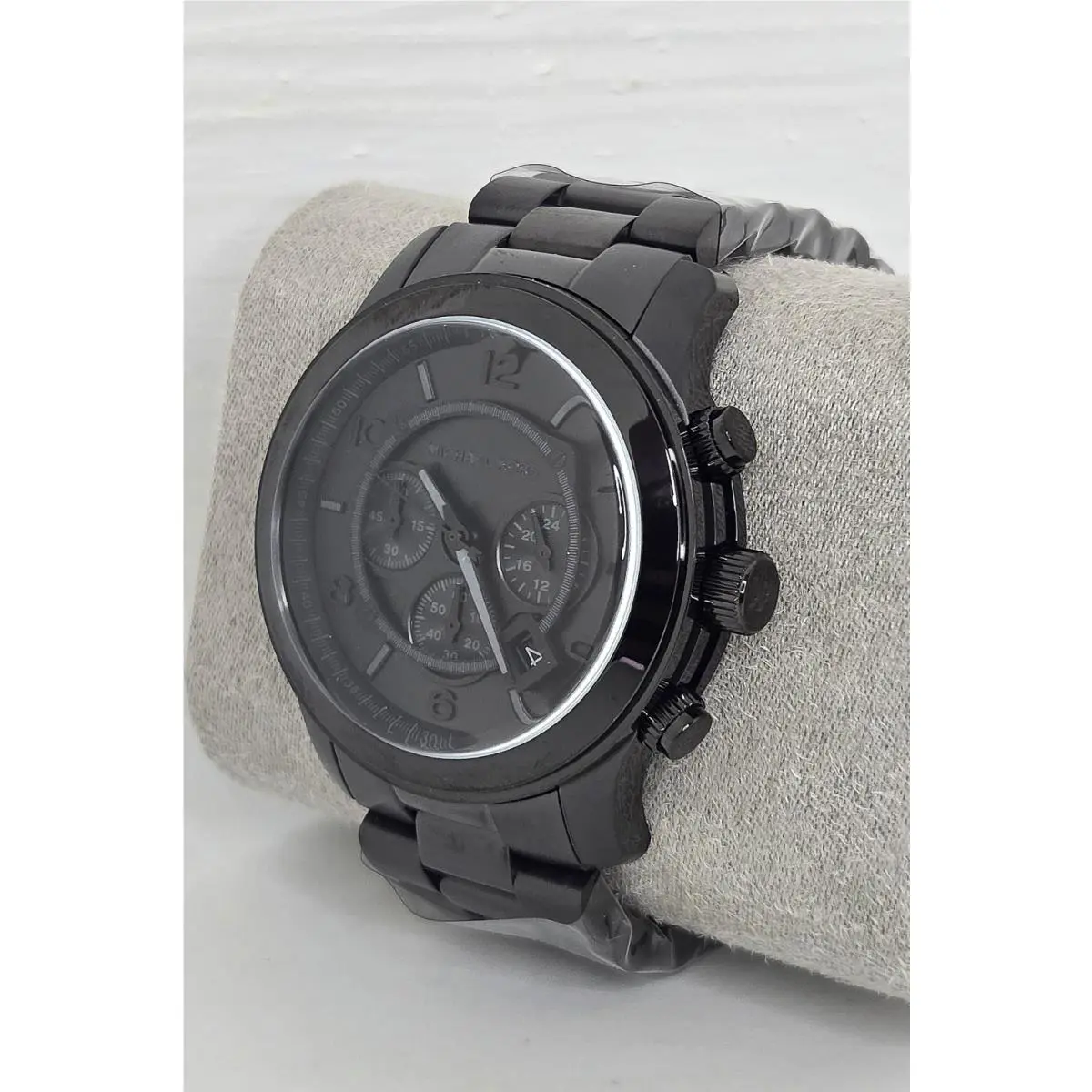 Michael Kors Runway Chronograph MK9073 Black Dial Bracelet 45MM Mens Watch