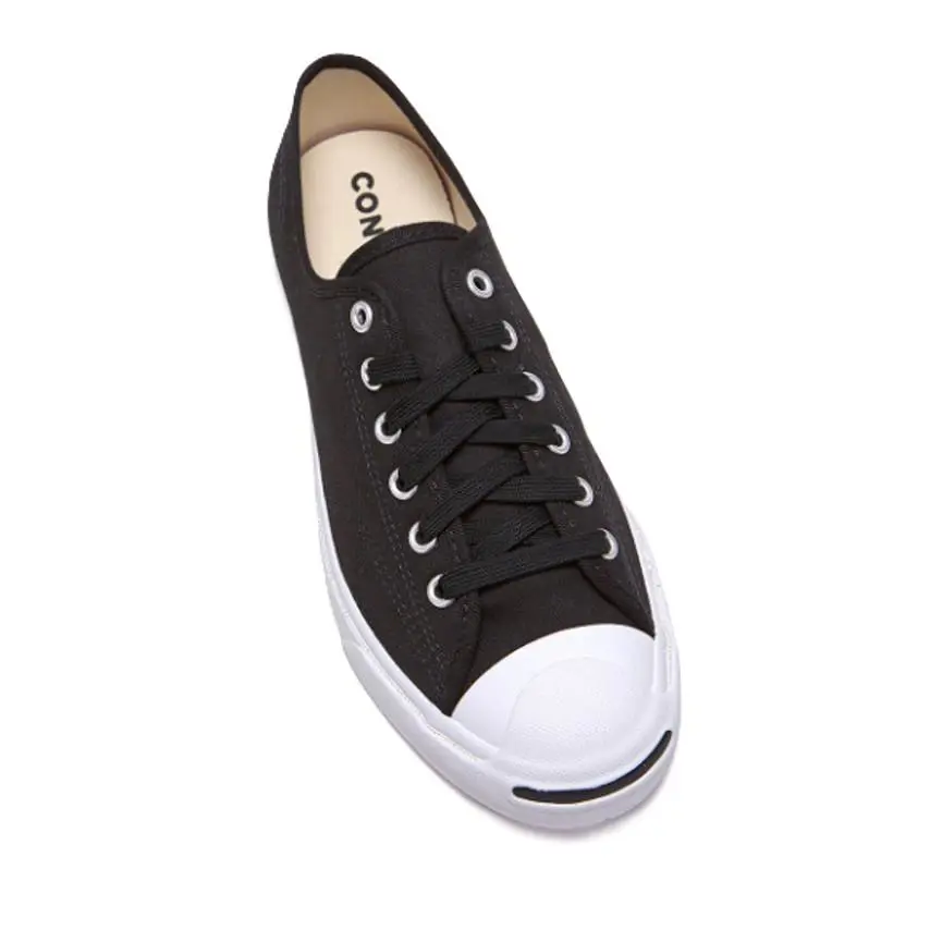 Converse shoes - Black/White 2