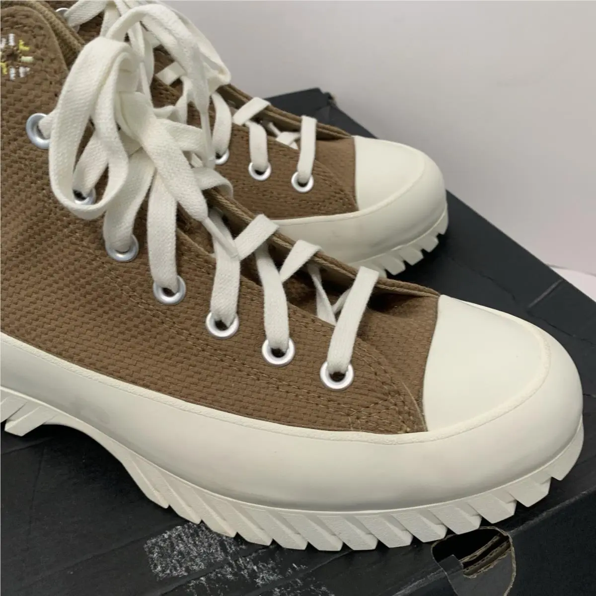 Converse shoes - Chuck Taylor - Chuck Taylor - A05067C - Beige 2