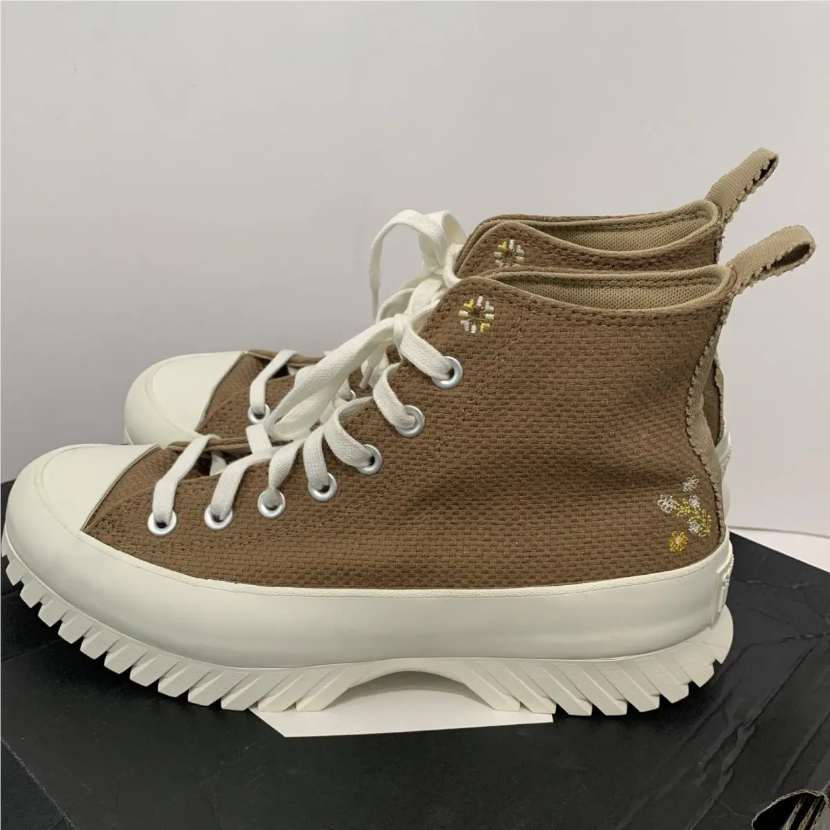 Converse shoes - Chuck Taylor - Chuck Taylor - A05067C - Beige 4