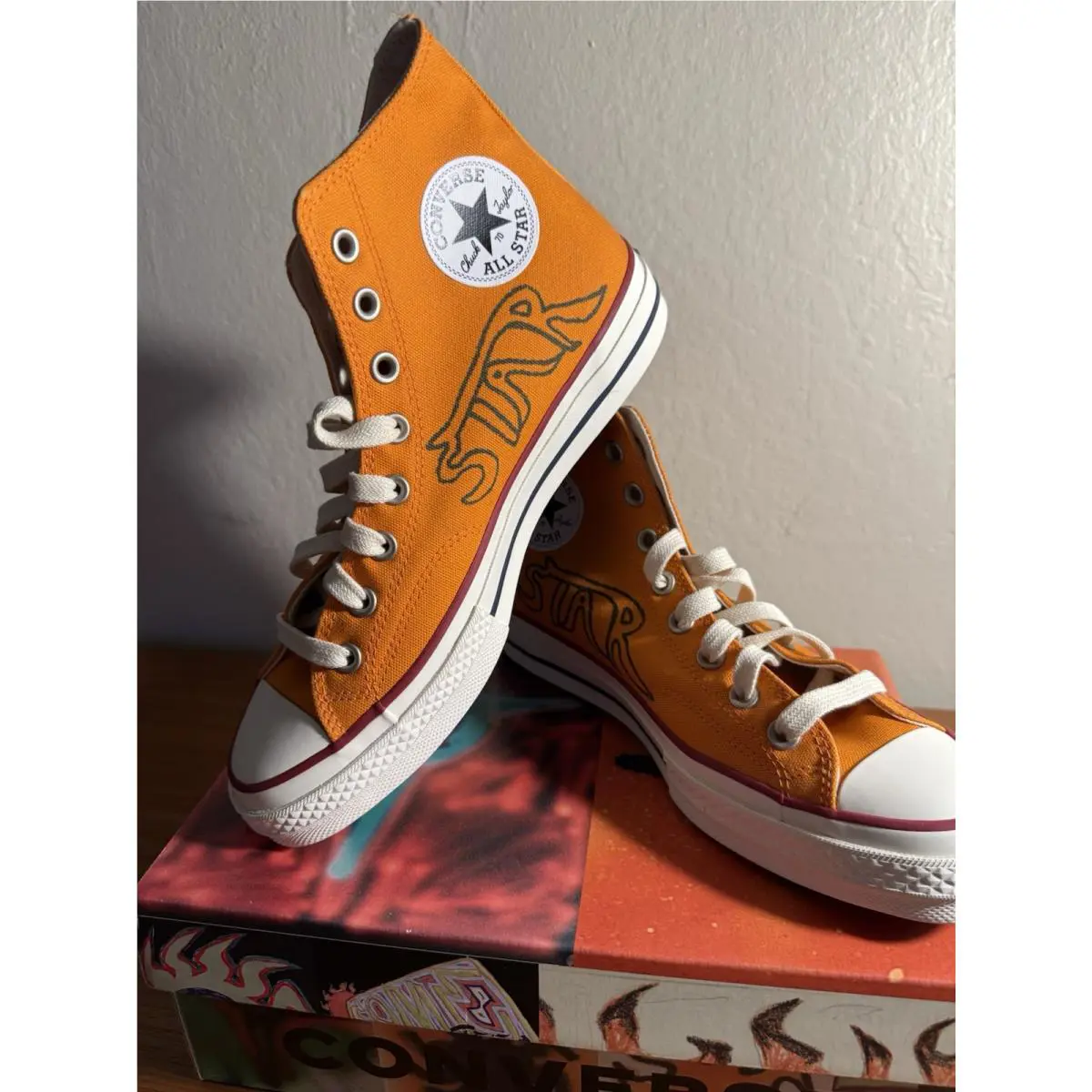 Converse shoes - Converse Chuck 70 Hi - Chuck - Sun Orange / Egret / Black (UPC: 194433706469) 1