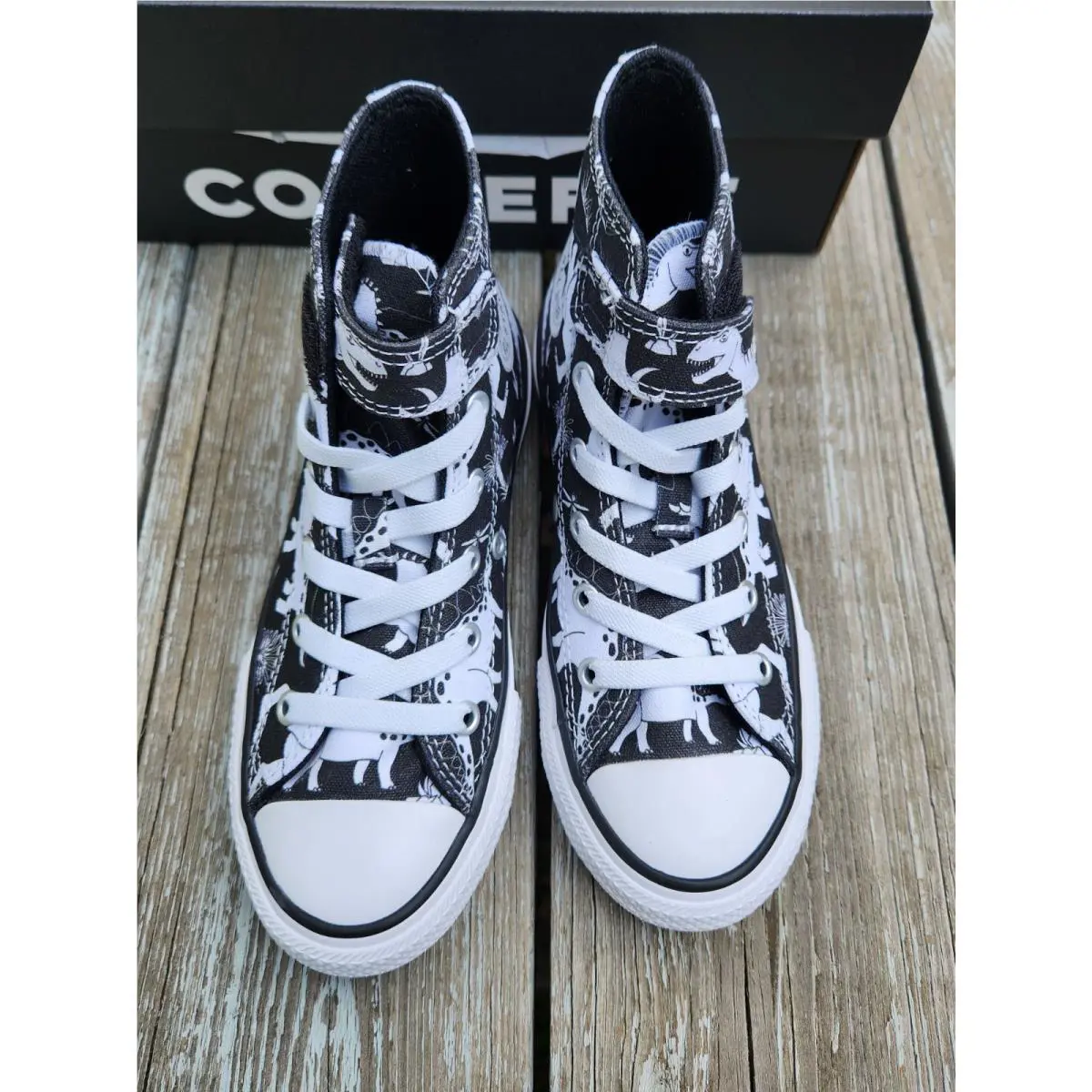 Converse shoes - Converse Chuck Taylor All Star - Black/White (UPC: 194435470146) 2