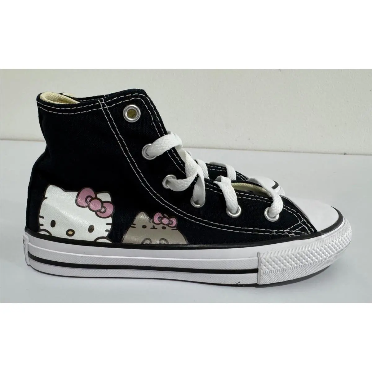 Converse shoes - Black 2