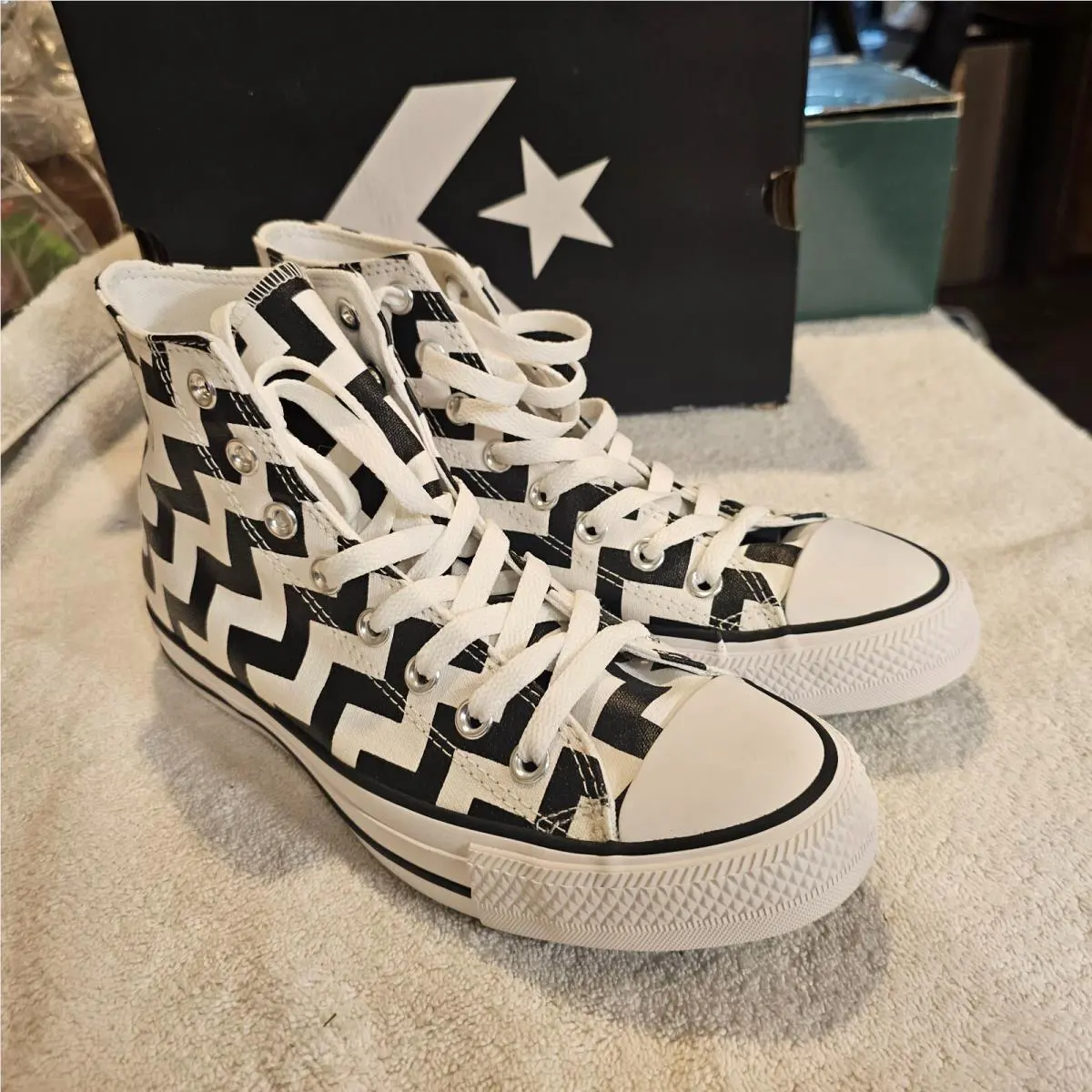 Converse shoes - Chuck Taylor All Star - Chuck Taylor All Star - 565213F - White 10