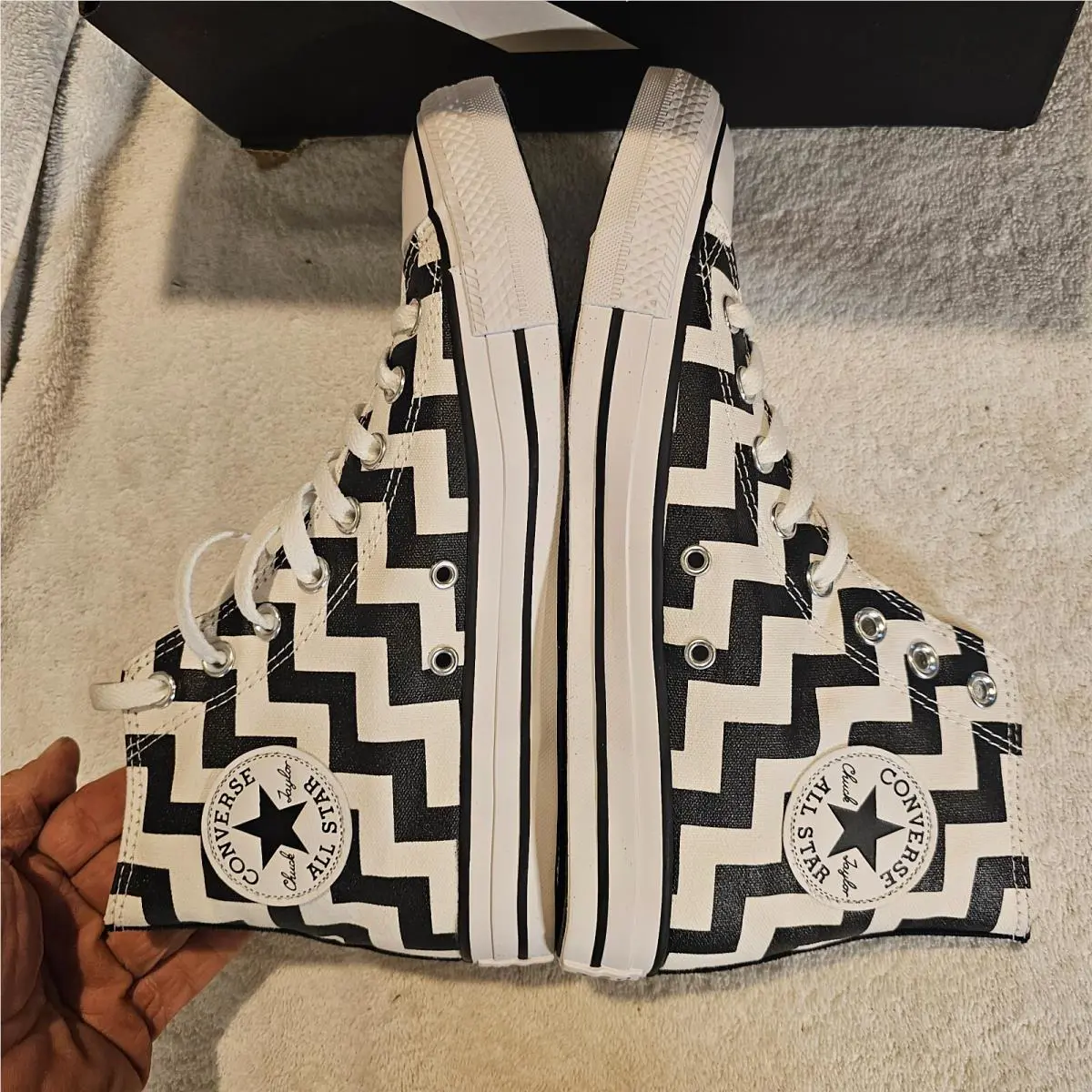 Converse shoes - Chuck Taylor All Star - Chuck Taylor All Star - 565213F - White 14