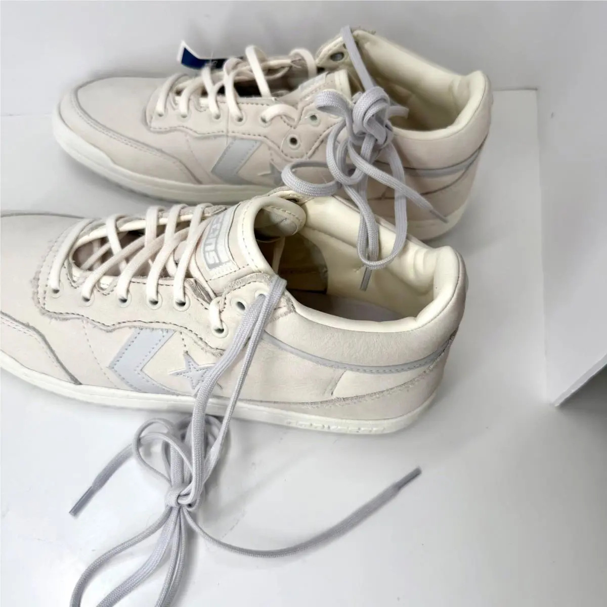 Converse shoes - Cream 2