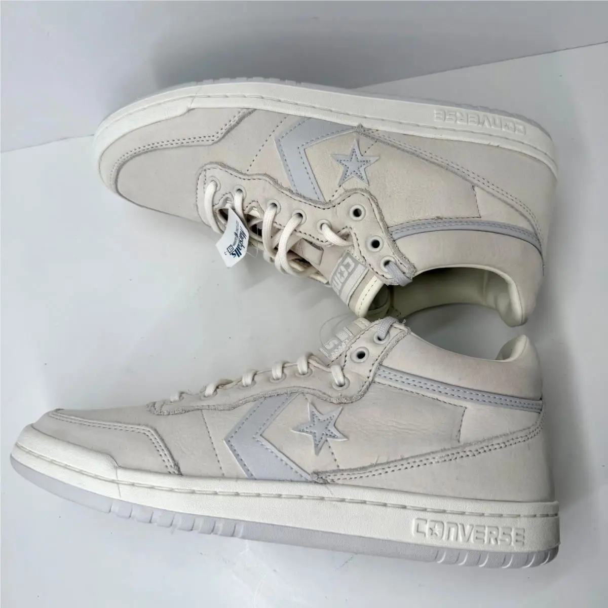 Converse shoes - Cream 3