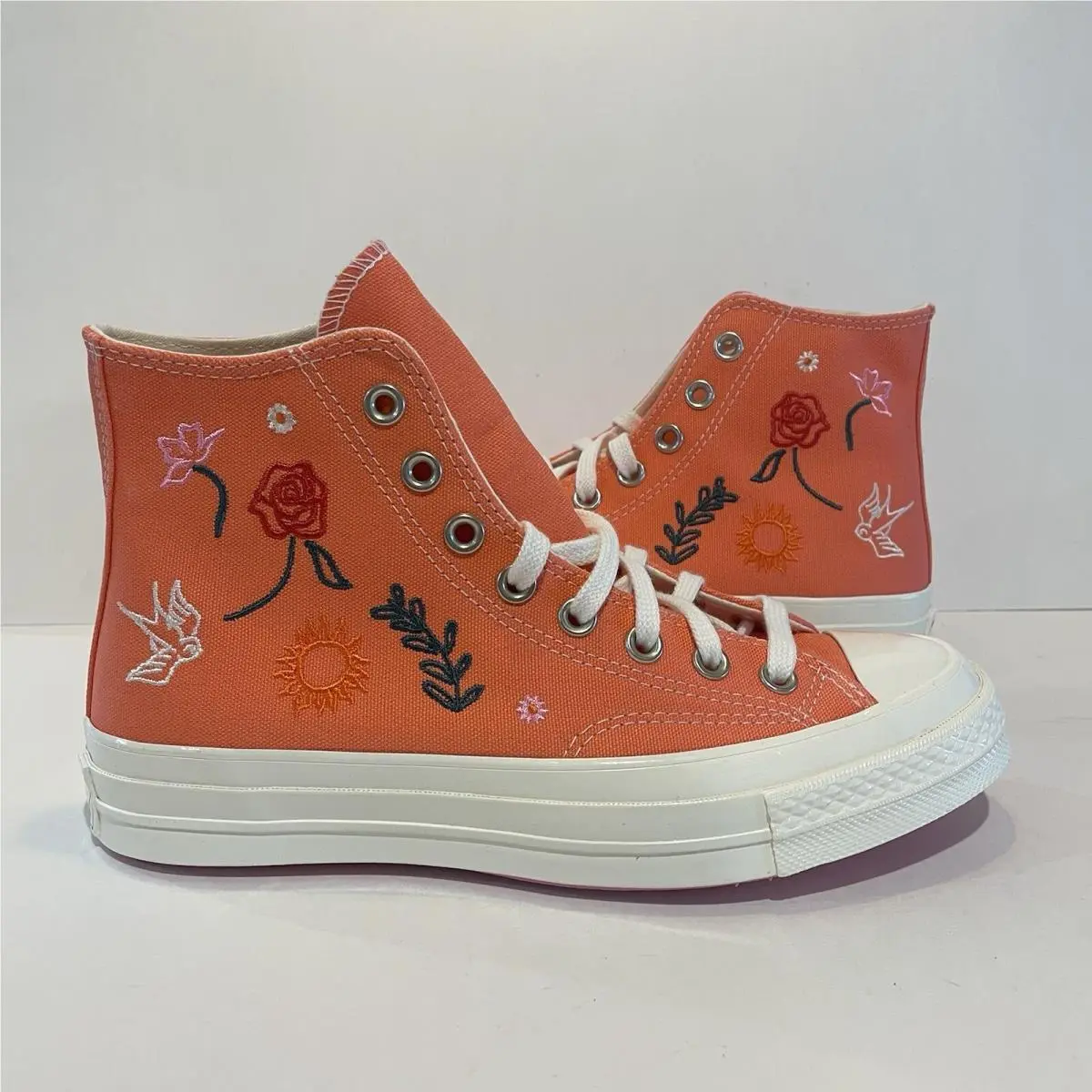 Size 8.5 Womens - Converse Chuck 70 Summer Embroidery A10820C Watermelon Slushy